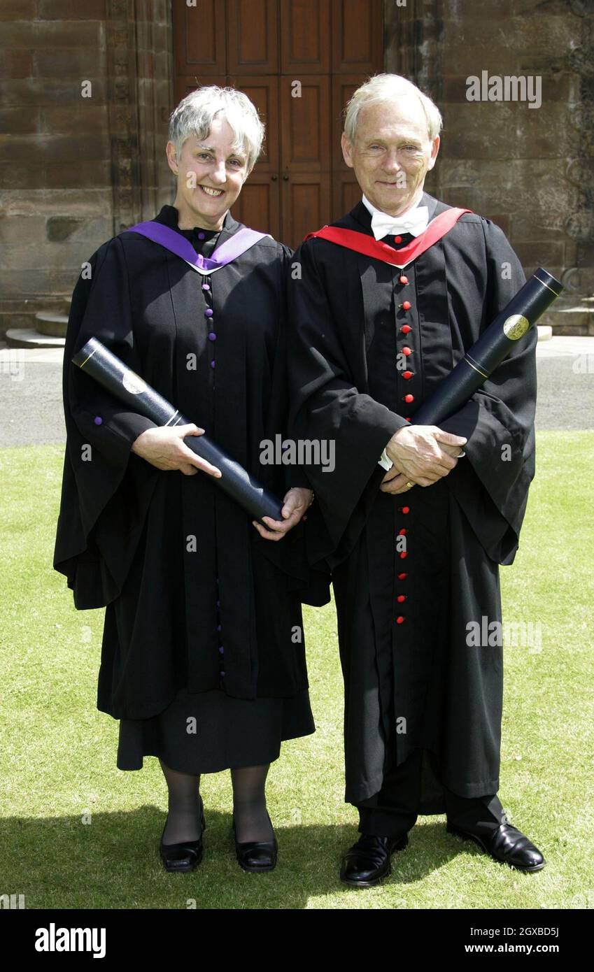 Alison Elliot and George Reid with their honorary degrees which they received during Prince William's graduation ceremony at St Andrews, Thursday June 23, 2005. William got a 2:1 in geography after four years studying for his Master of Arts.  Anwar Hussein/allactiondigital.com  Stock Photo