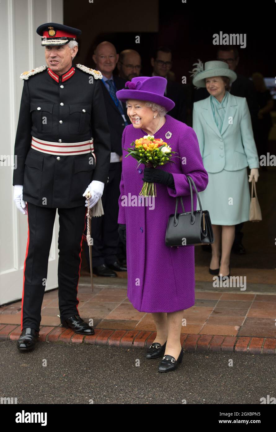 Queen Elizabeth ll visits the King George V1 Day Centre in Windsor on April 12, 2018 Stock Photo