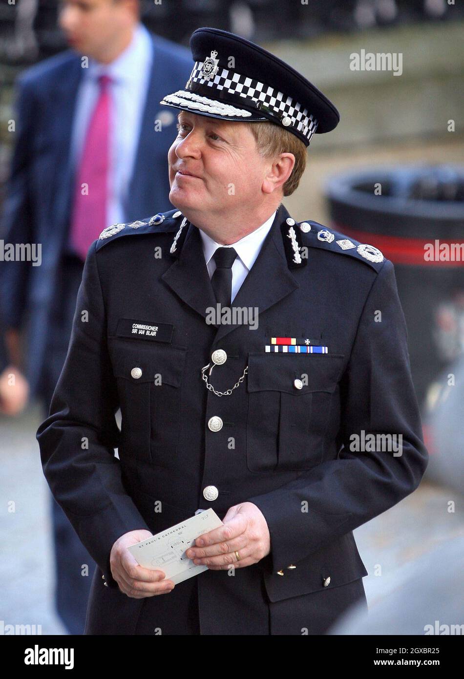 Metropolitan Police Commissioner Ian Blair arriving Stock Photo - Alamy