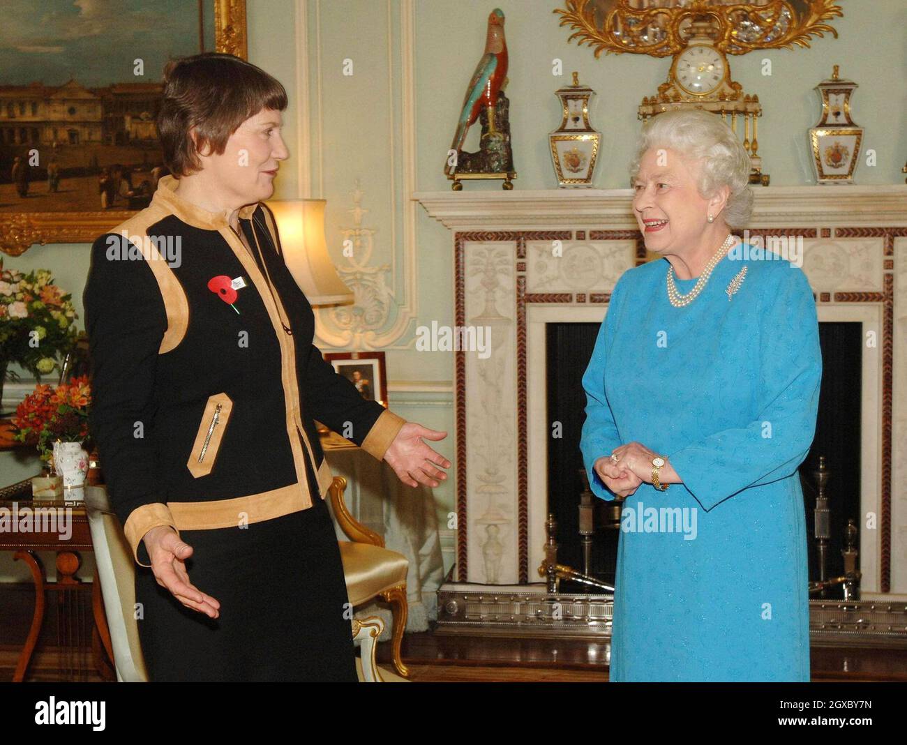 Queen Elizabeth II meets New Zealand's Prime Minister, Helen Clark, at Buckingham Palace in London on November 10, 2006. Anwar Hussein/EMPICS Entertainment Stock Photo