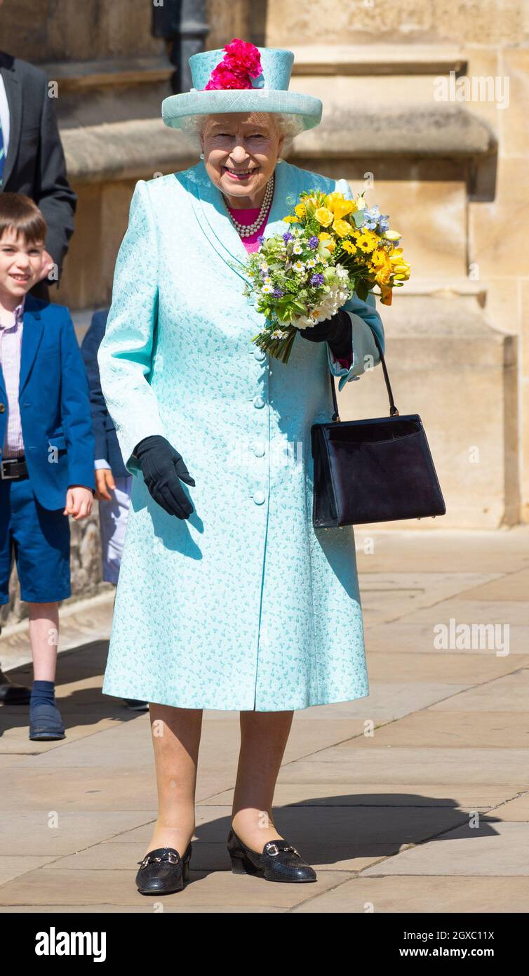 Queen Elizabeth ll attends the Easter Day Service at St.George's Chapel     in Windsor  Stock Photo