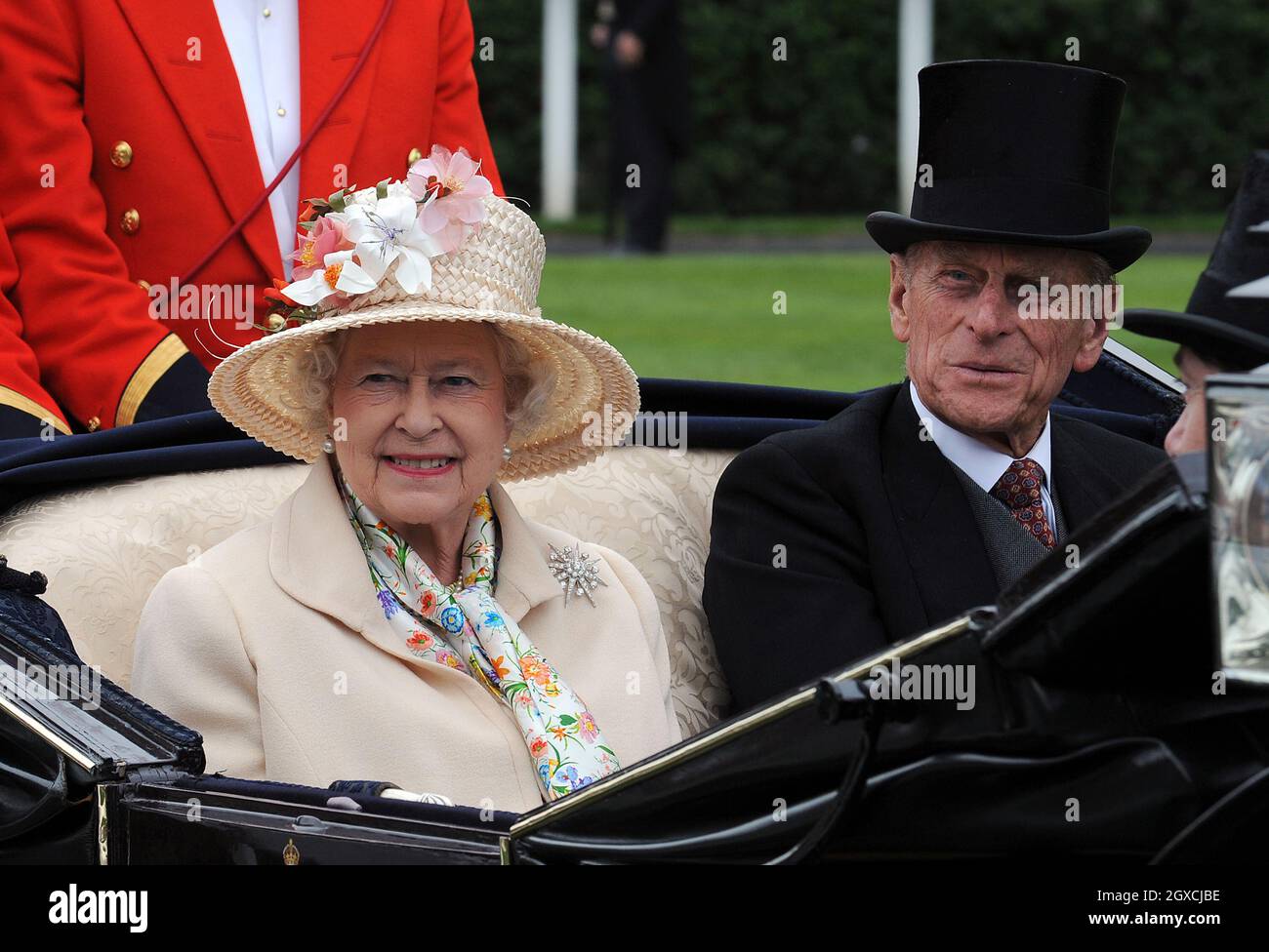 Queen Elizabeth ll and Prince Philip, Duke of Edinburgh arrive in an(02)