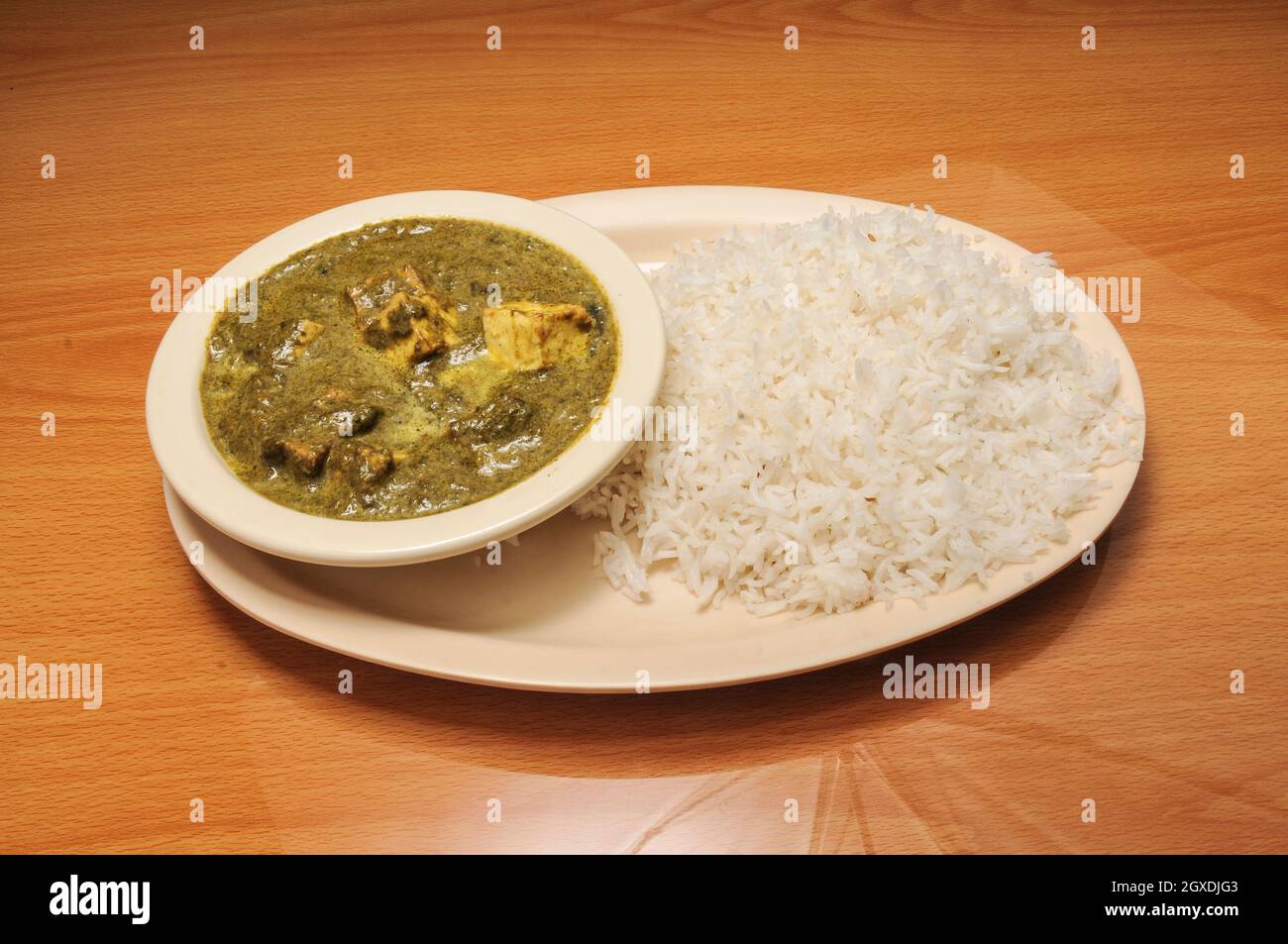 Delicious Indian dish known best as Spinach Paneer Stock Photo - Alamy