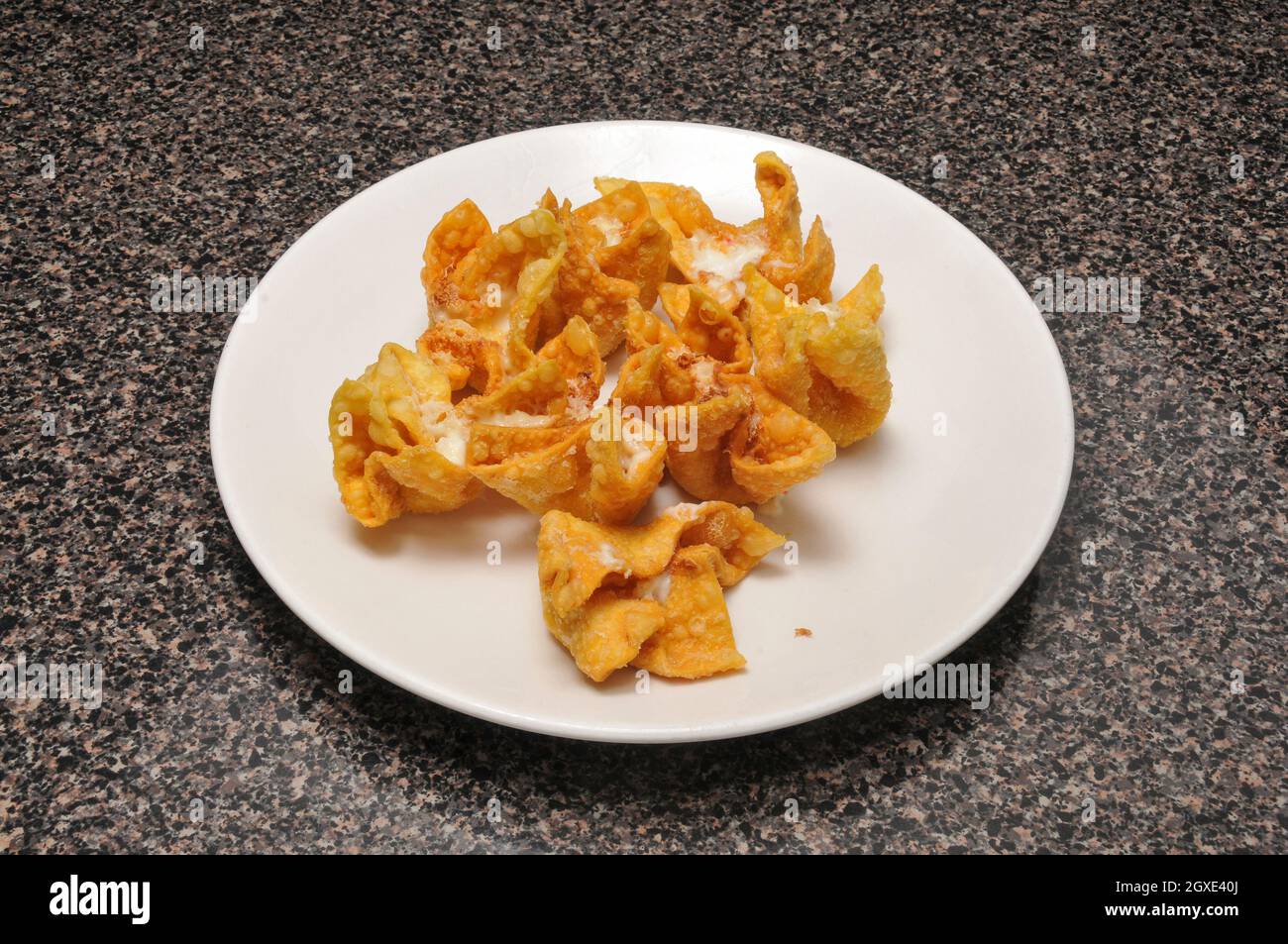 Japanese crab rangoon hi-res stock photography and images - Alamy