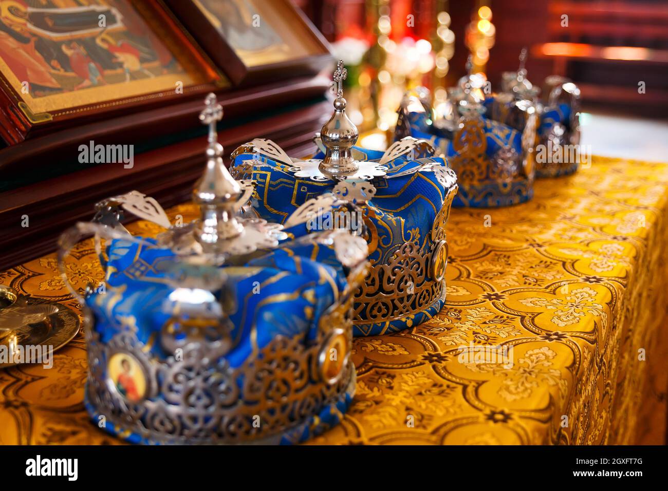 Wedding crowns in a church ready to wedding ceremony Stock Photo - Alamy