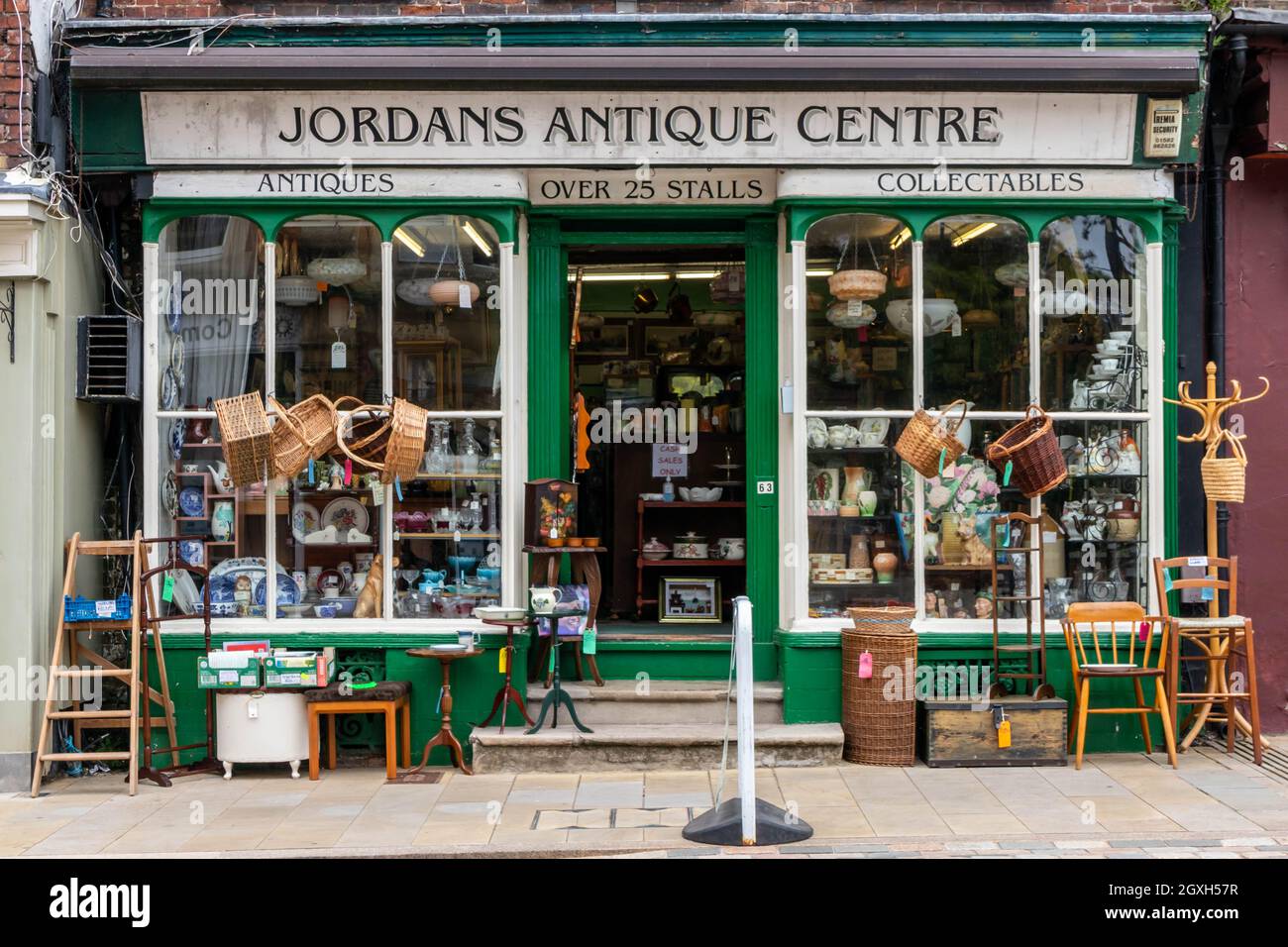 Jordans Antique Centre, Old Hemel Hempstead, Hertfordshire, England, UK Stock Photo
