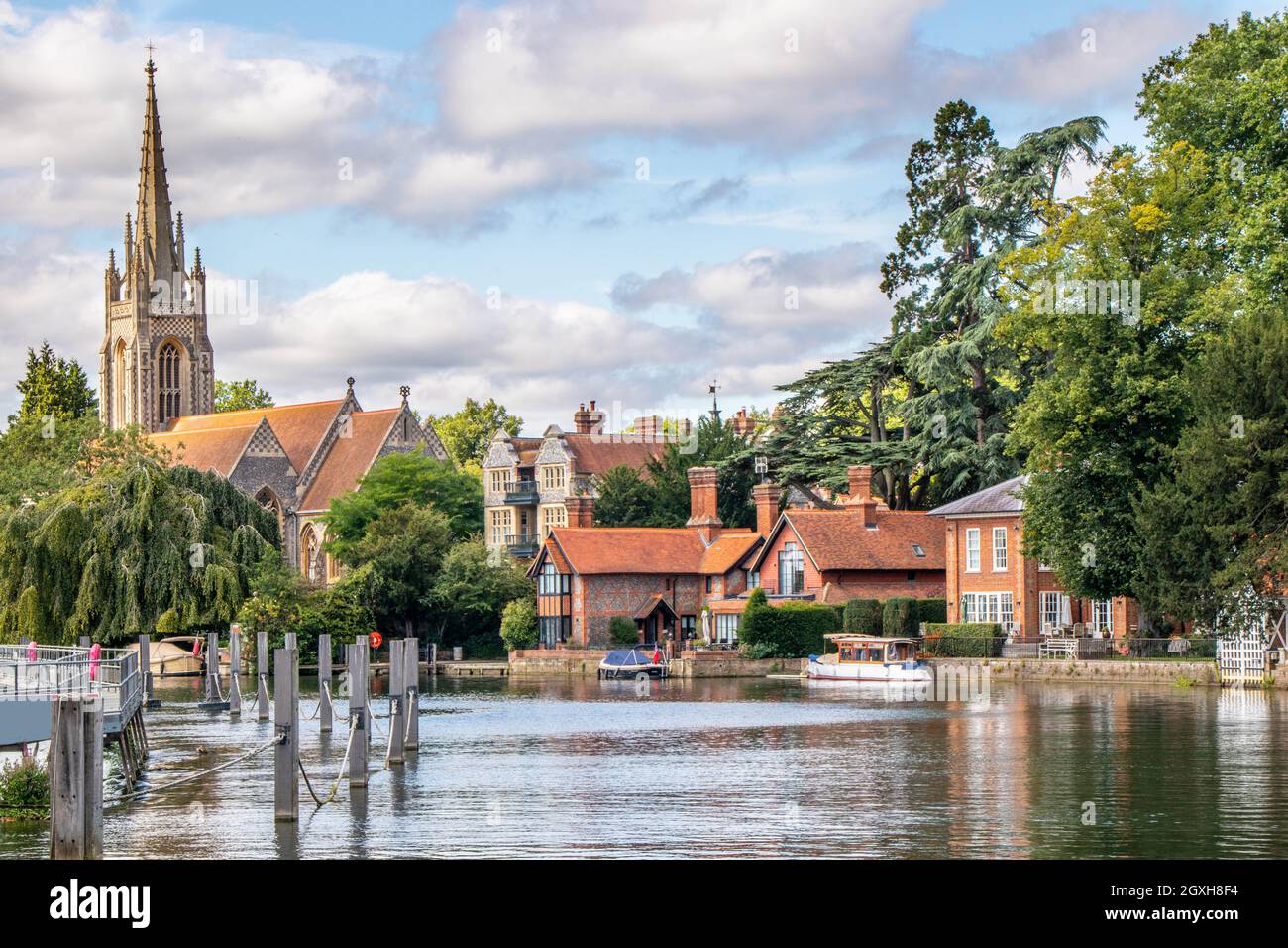The River Thames and All Saints Church, Marlow, Buckinghamshore, England UK Stock Photo