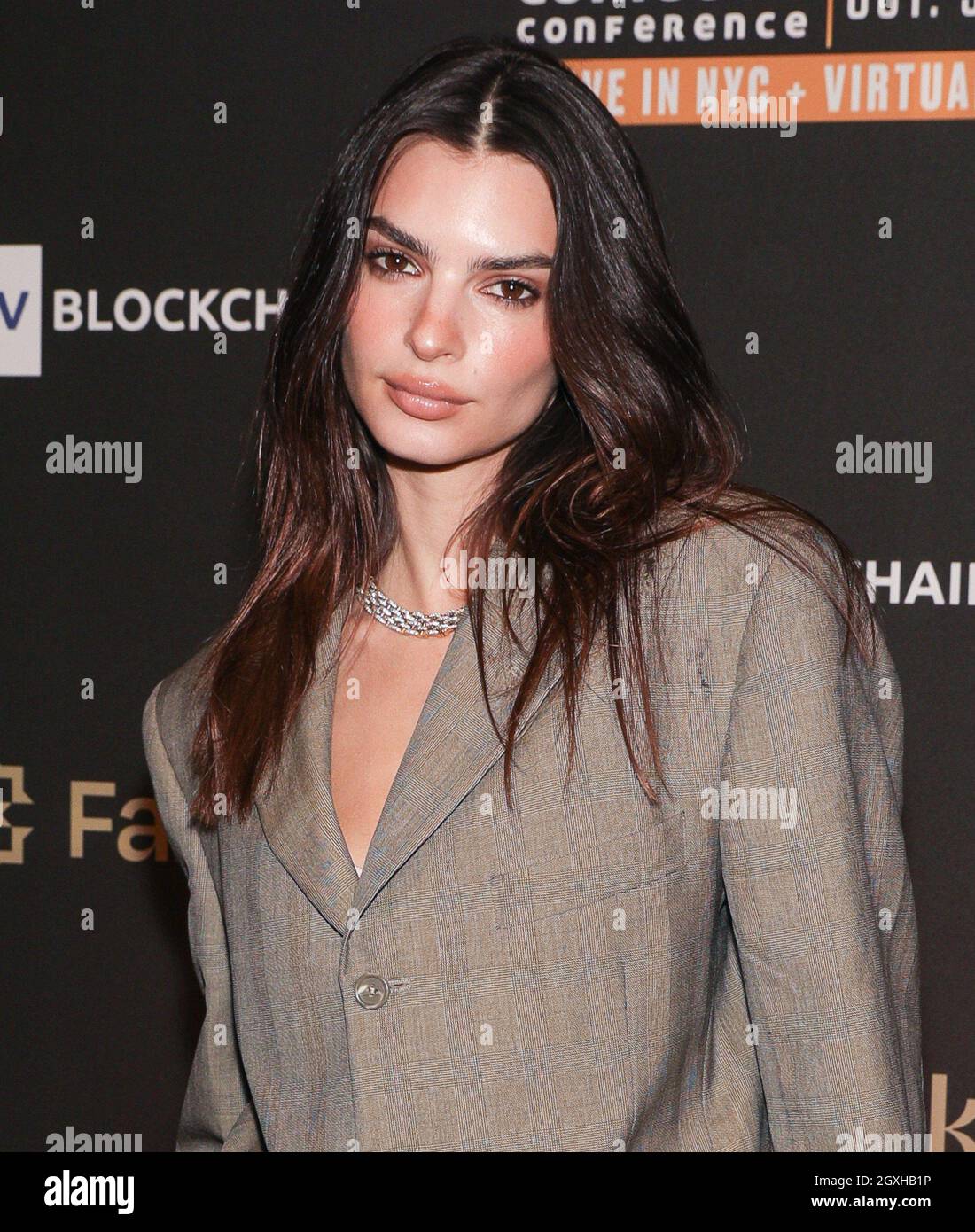 New York, NY, USA. 4th Oct, 2021. Emily Ratajkowski at arrivals for