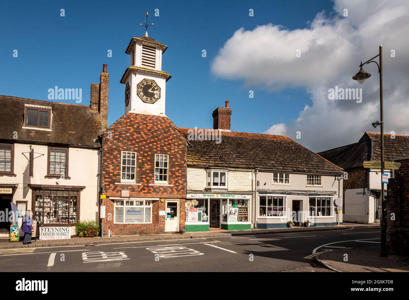 Steyning, October 1st 2021 The High Street in Steyning Stock Photo Alamy