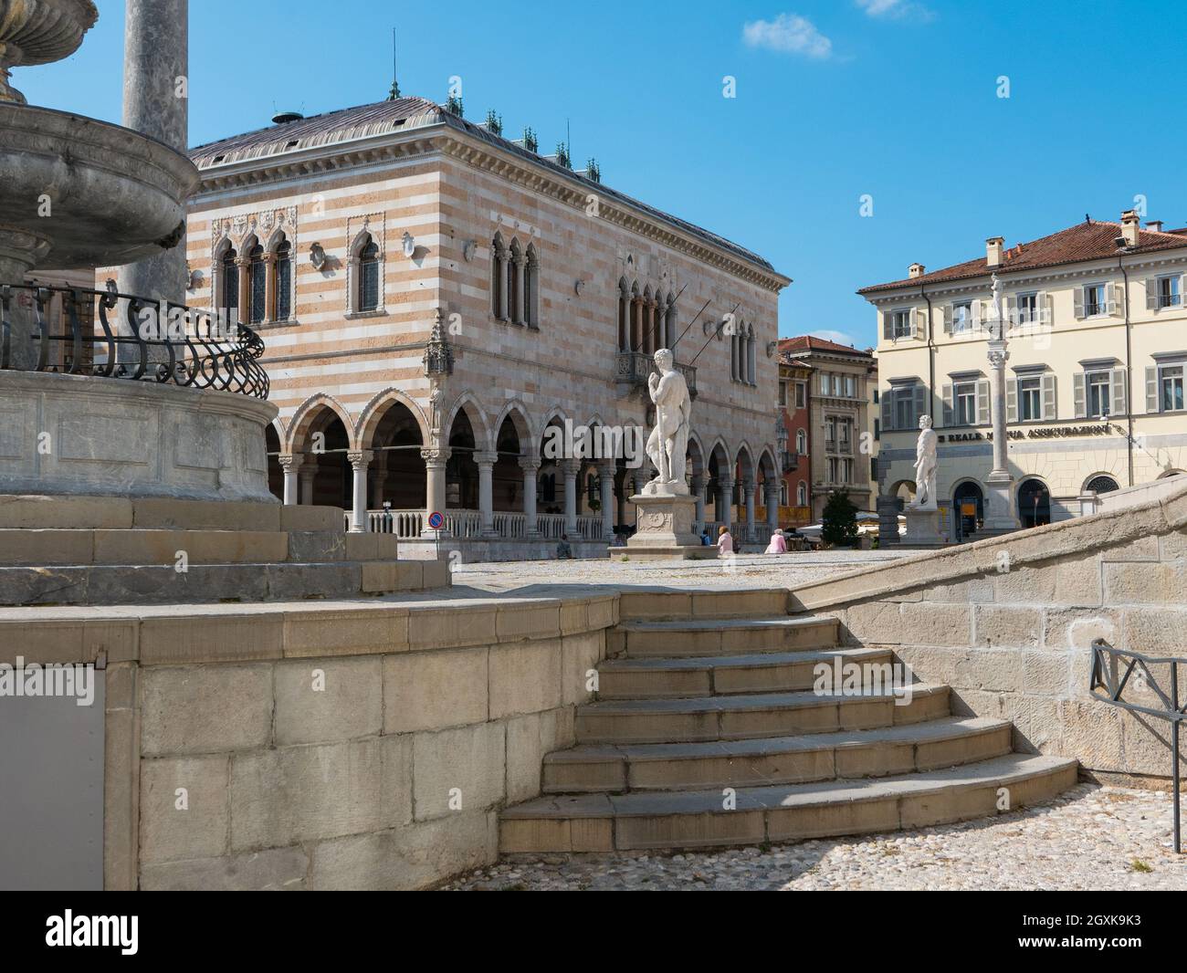Loggia High Resolution Stock Photography and Images Alamy