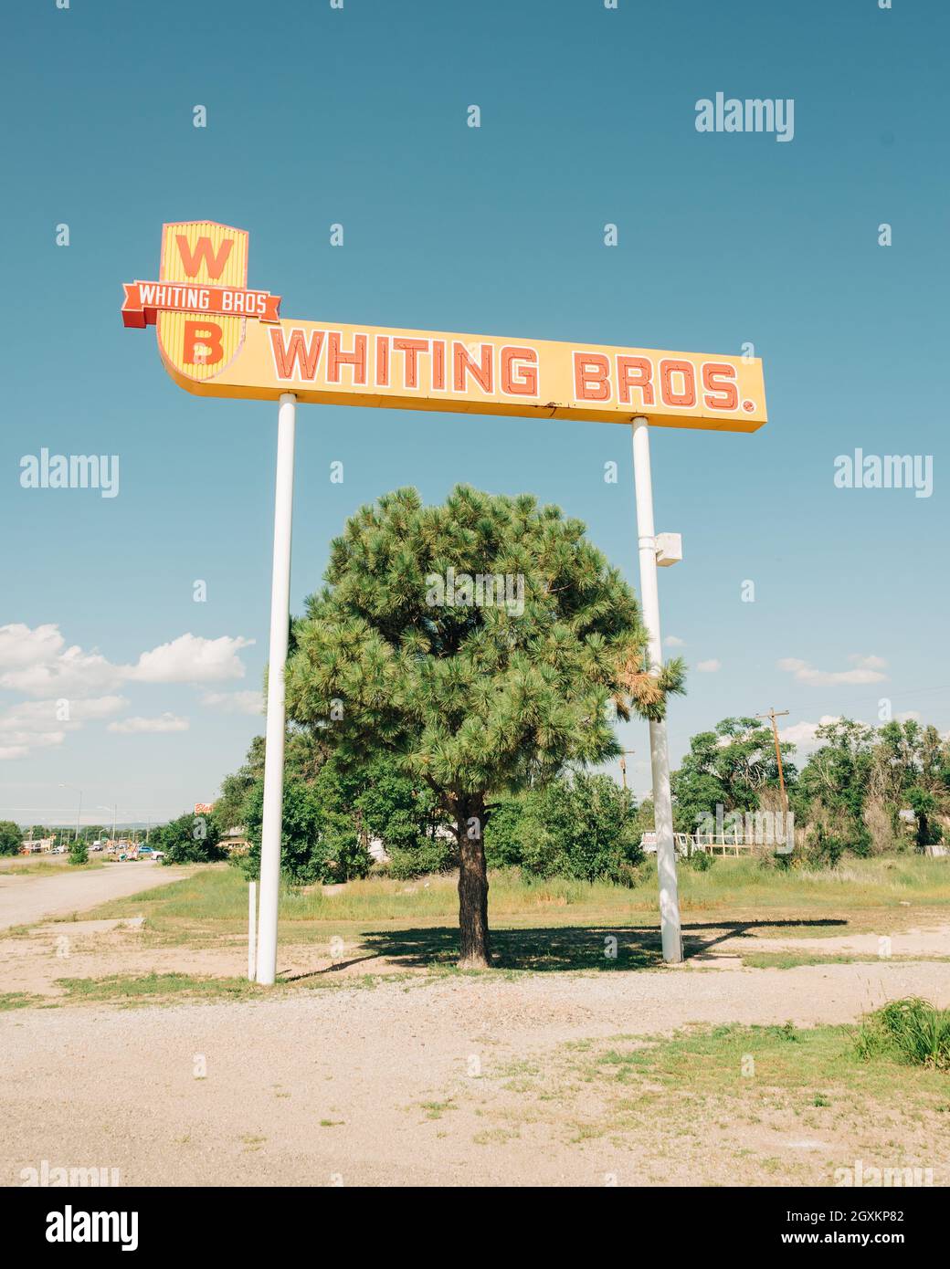 Whiting Brothers gas station sign in Moriarty, New Mexico Stock Photo
