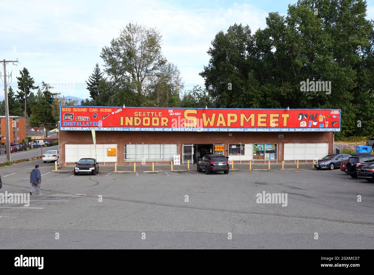 Seattle Indoor Swap Meet, 14802 Tukwila International Blvd, Tukwila storefront photo of a flea market in Tukwila. Seattle, washington state Stock Photo