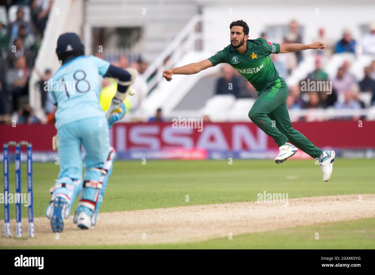 Englands Moeen Ali Bowling Hi res Stock Photography And Images Alamy