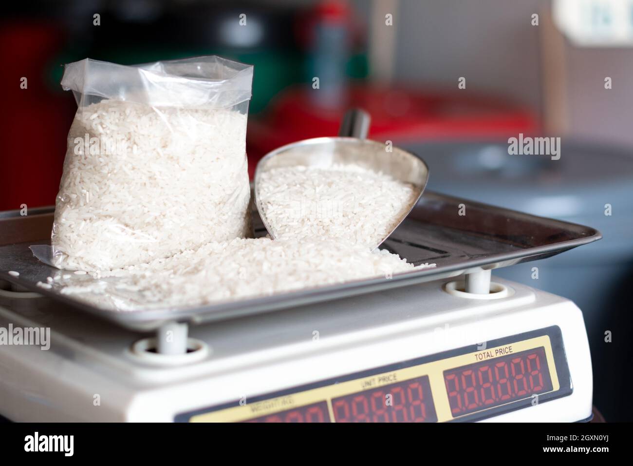 Gram scale hi-res stock photography and images - Alamy