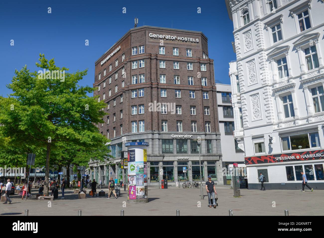 Generator Hostel, Steintorplatz, St. Georg, Hamburg, Stock Photo - Alamy