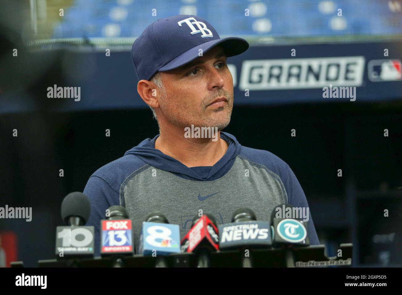 St. Petersburg, FL. USA;  Tampa Bay Rays manager Kevin Cash (16) answer questions during the pre-practice interviews prior to the first day of the Ame Stock Photo