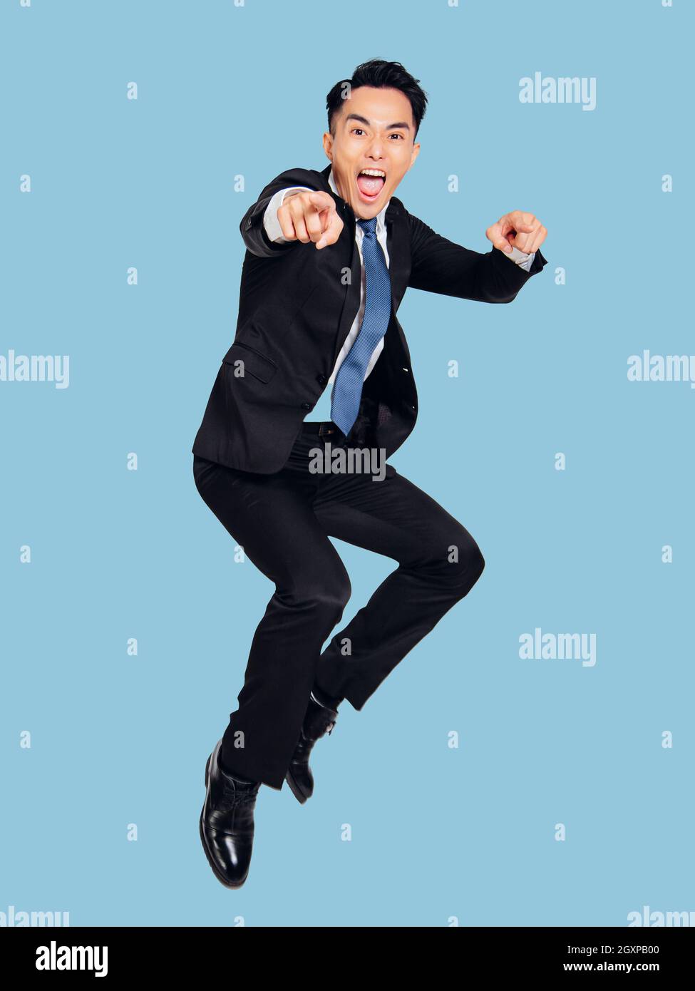 Excited screaming man pointing hi-res stock photography and images - Alamy