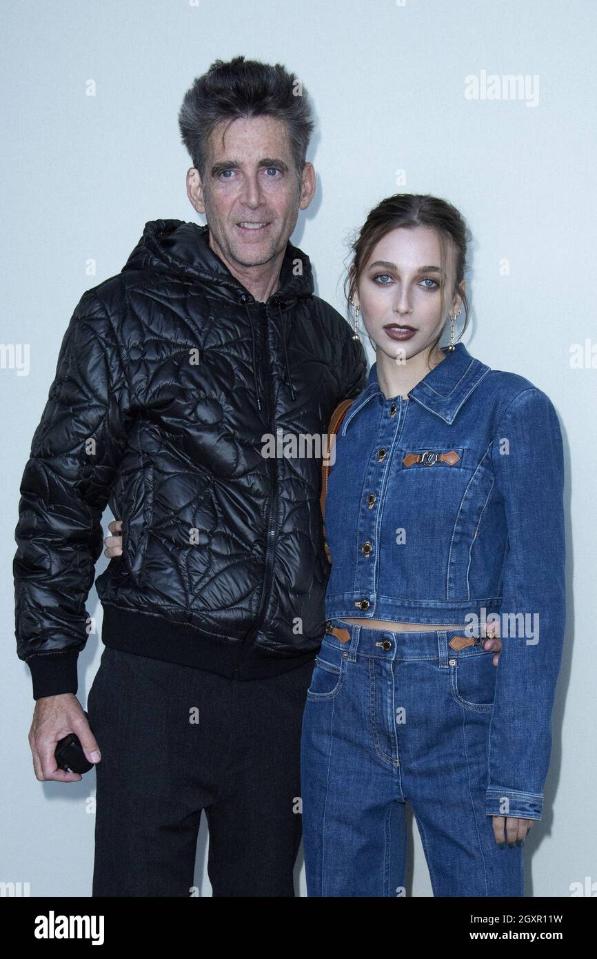 Emma Chamberlain and her father Michael Chamberlain attending the Louis  Vuitton show as part of Paris Fashion Week Womenswear Spring/Summer 2022 in  Paris, France on October 05, 2021. Photo by Aurore Marechal/ABACAPRESS.COM