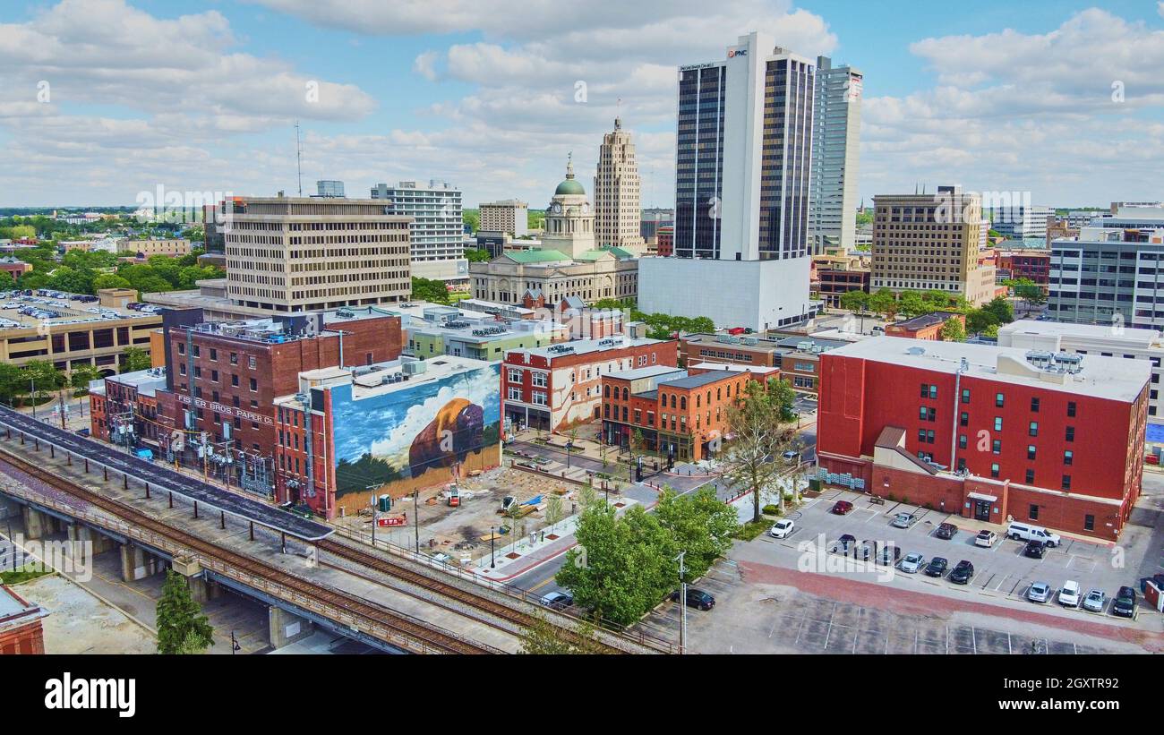 Fort Wayne, Indiana (USA) downtown city skyline with train tracks and bison  mural Stock Photo - Alamy