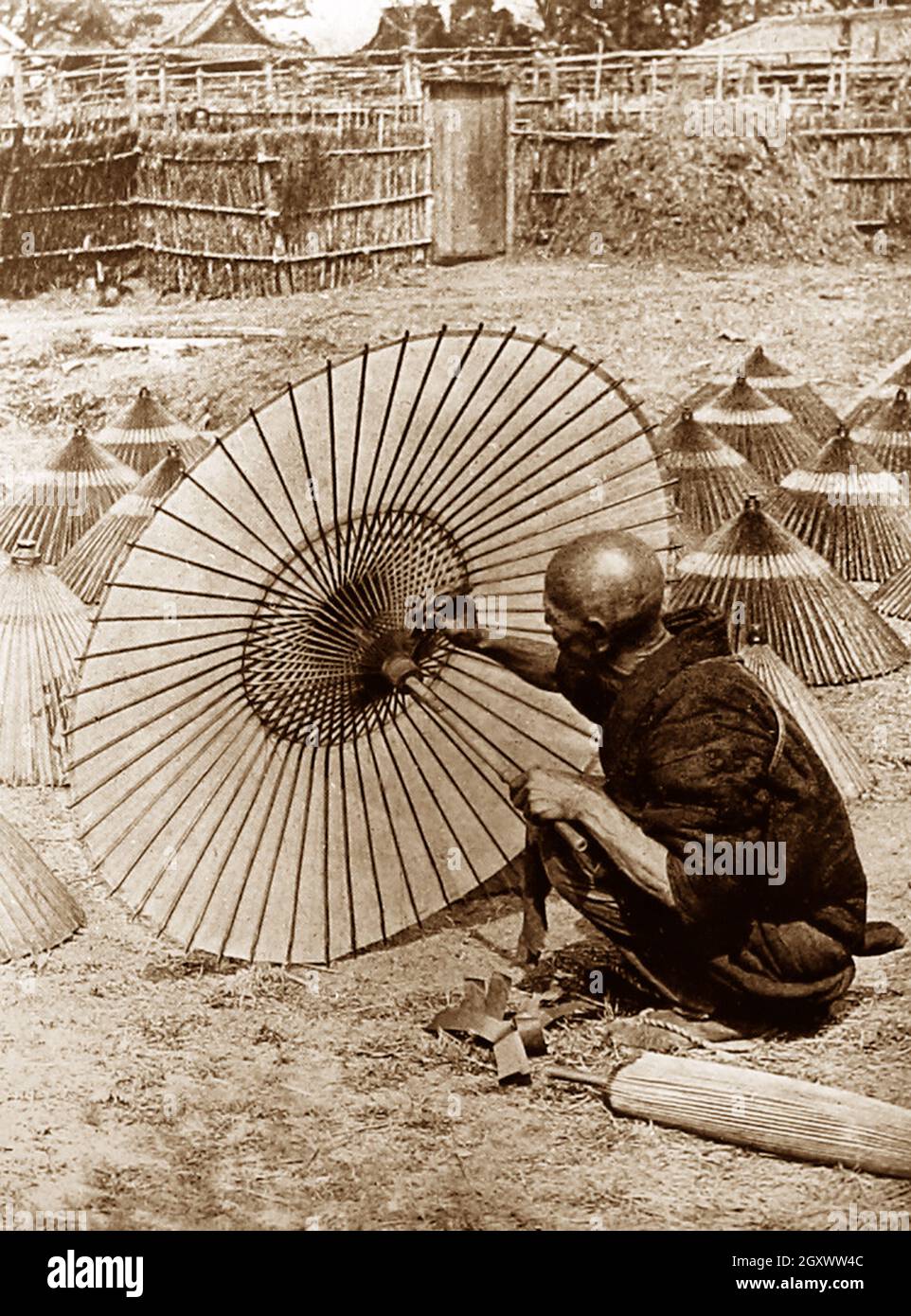 Umbrella maker hi-res stock photography and images - Alamy