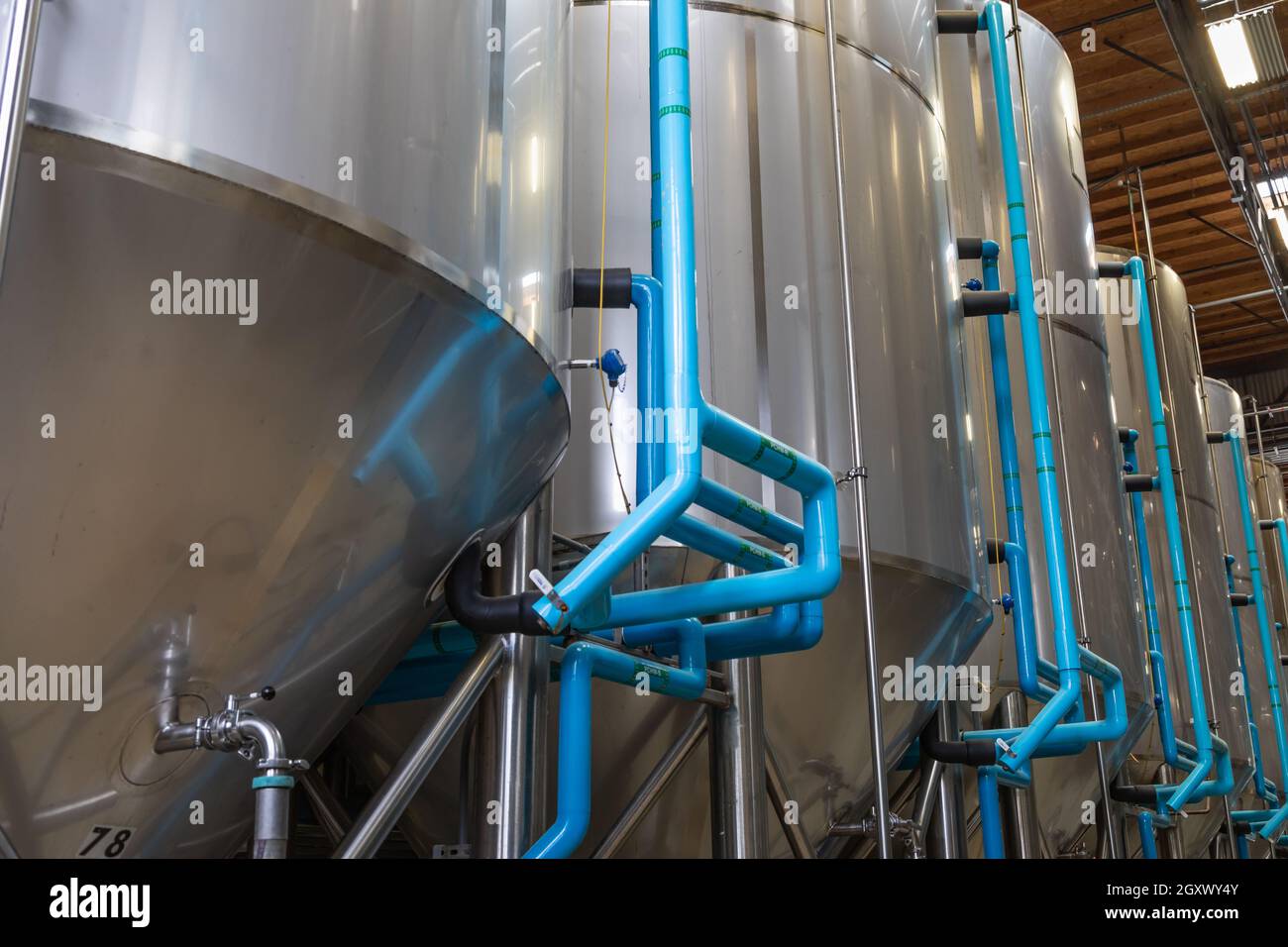 Large Beer Brewery Fermentation Tanks in Warehouse Stock Photo Alamy