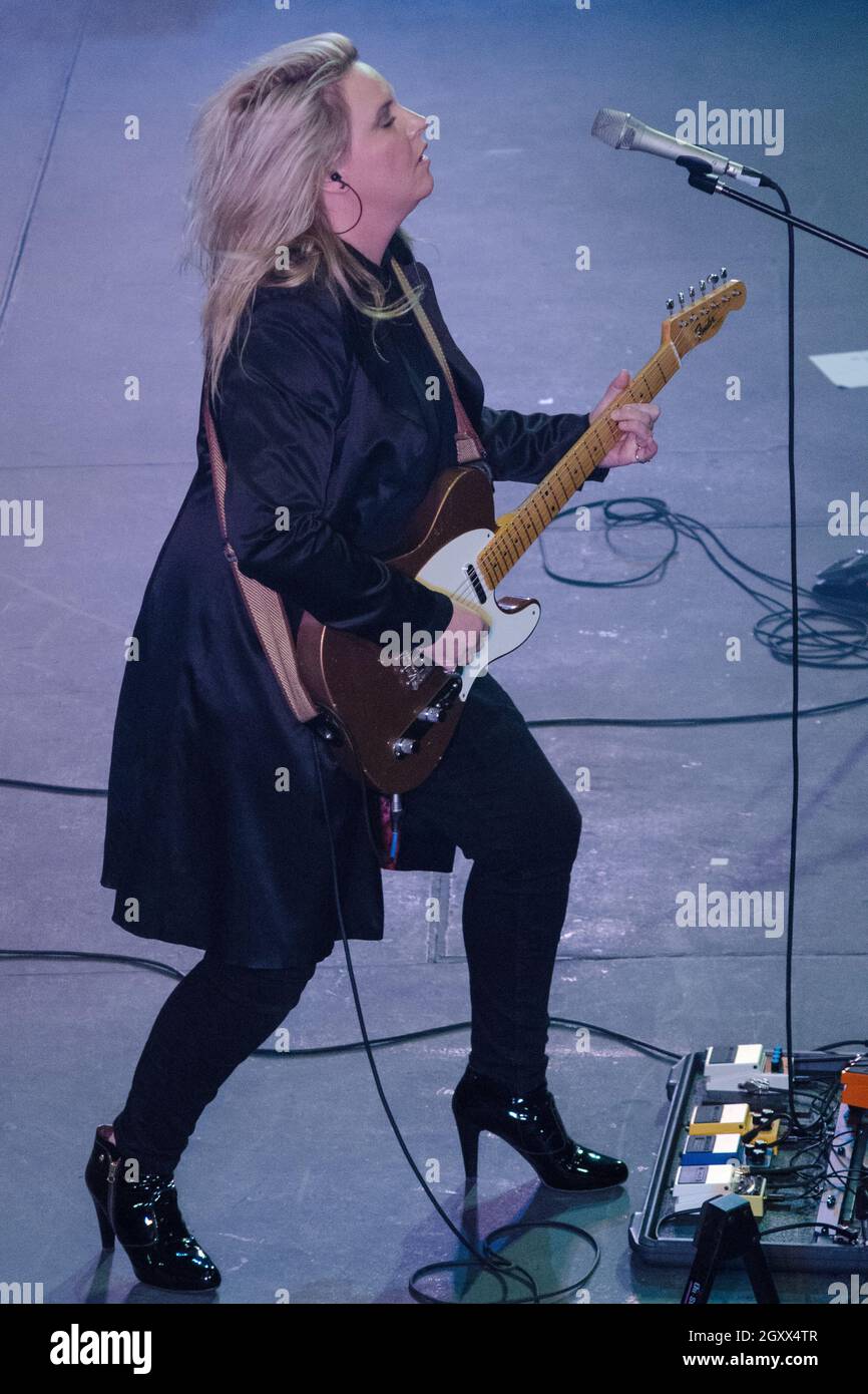 Karen Zoid performing at the National Arts Festival, Grahamstown