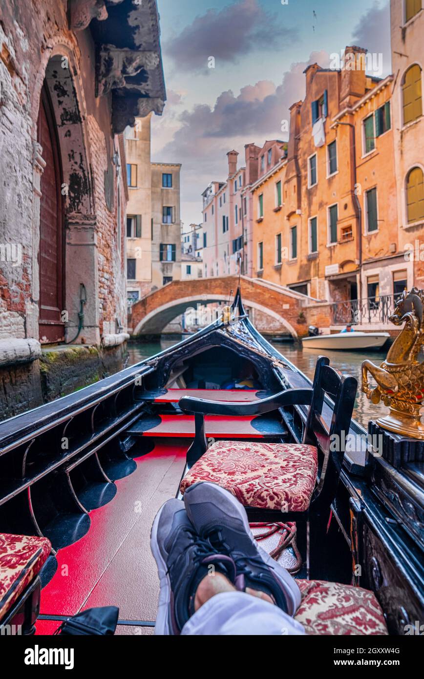 Narrow canals of venice hi-res stock photography and images - Alamy