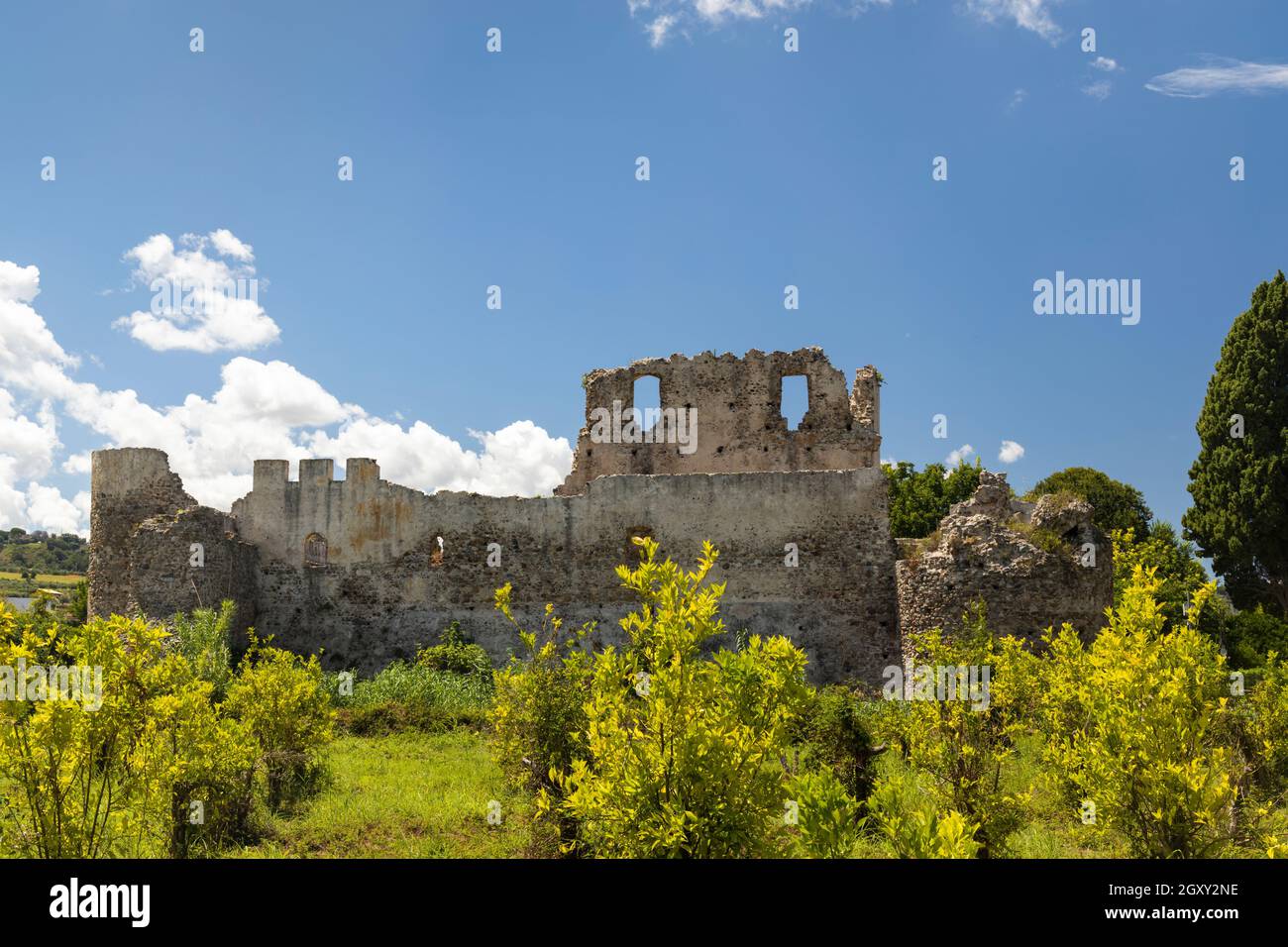 Castello Di Bivona Province Of Vibo Valentia Calabria Italy Stock castello-di-bivona-province-of-vibo-valentia-calabria-italy-stock