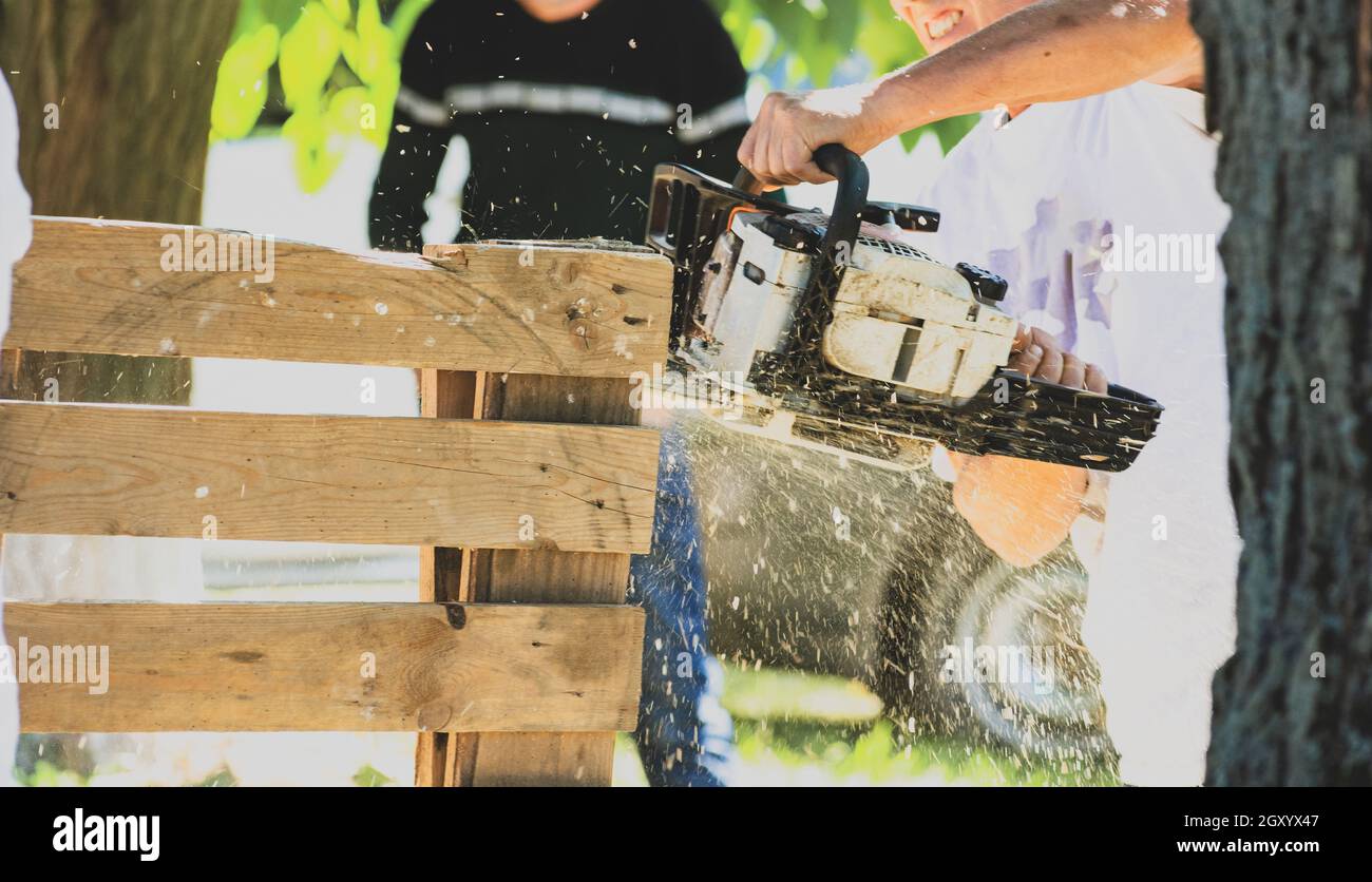 Craftsman chainsaw hi-res stock photography and images - Alamy