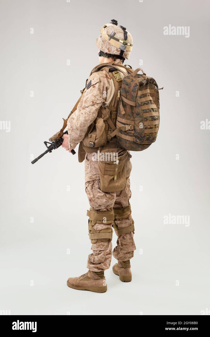 Us marines uniform hi-res stock photography and images - Alamy