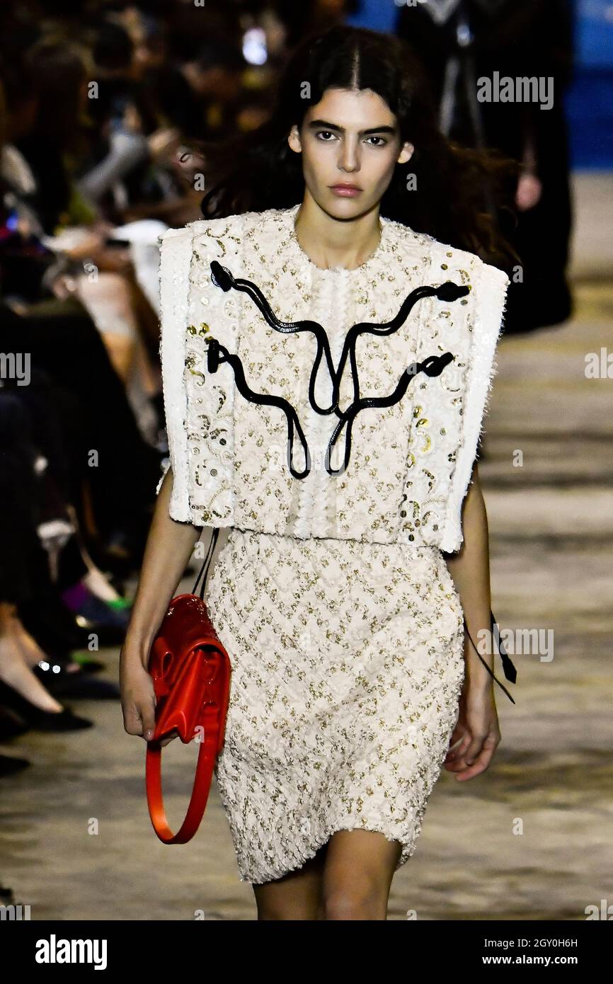 Paris, France. 05th Oct, 2021. Model on the runway at the Louis Vuitton  fashion show during Spring/Summer 2022 Collections Fashion Show at Paris Fashion  Week in Paris, France on October 5, 2021. (