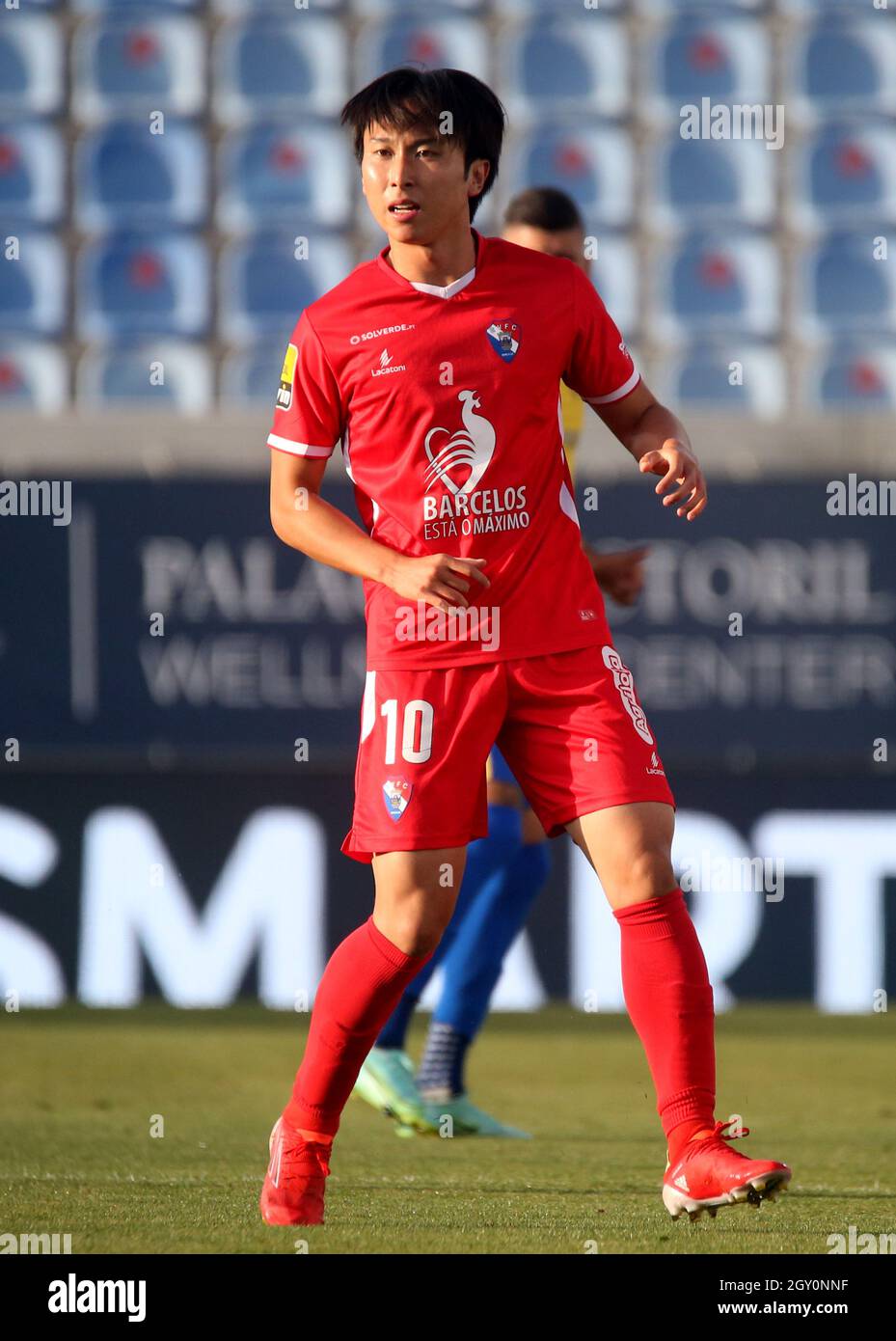 ESTORIL, PORTUGAL - OCTOBER 03: Kanya Fujimoto of Gil Vicente FC in action ,during the Liga Portugal Bwin match between GD Estoril Praia and Gil Vicente FC at Estadio Antonio Coimbra da Mota on October 3, 2021 in Estoril, Portugal.(Photo by MB Media) Stock Photo