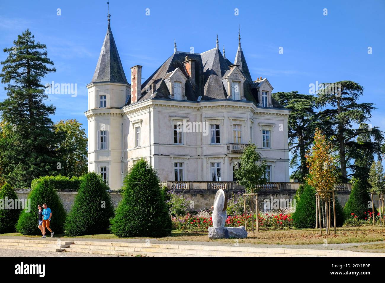 Frankreich, Saint-Florent-le-Vieil, 12.09.2021: das Chateau von Saint-Florent-le-Vieil in der franzoesischen Gemeinde Mauges-sur-Loire im Departement Stock Photo