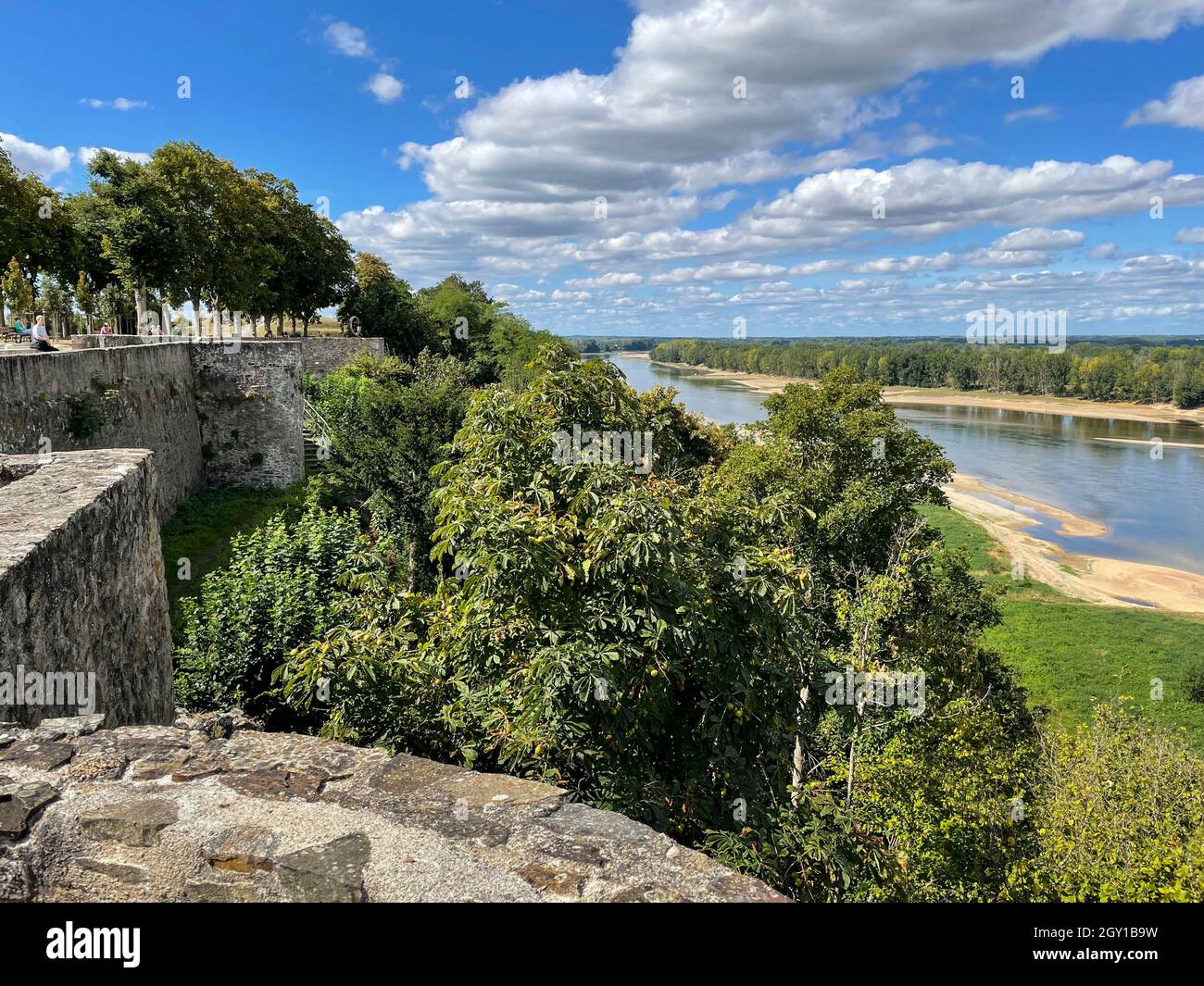 Frankreich, Saint-Florent-le-Vieil, 12.09.2021: Blick auf die Loire vom kleinen Ort Saint-Florent-le-Vieil in der franzoesischen Gemeinde Mauges-sur-L Stock Photo