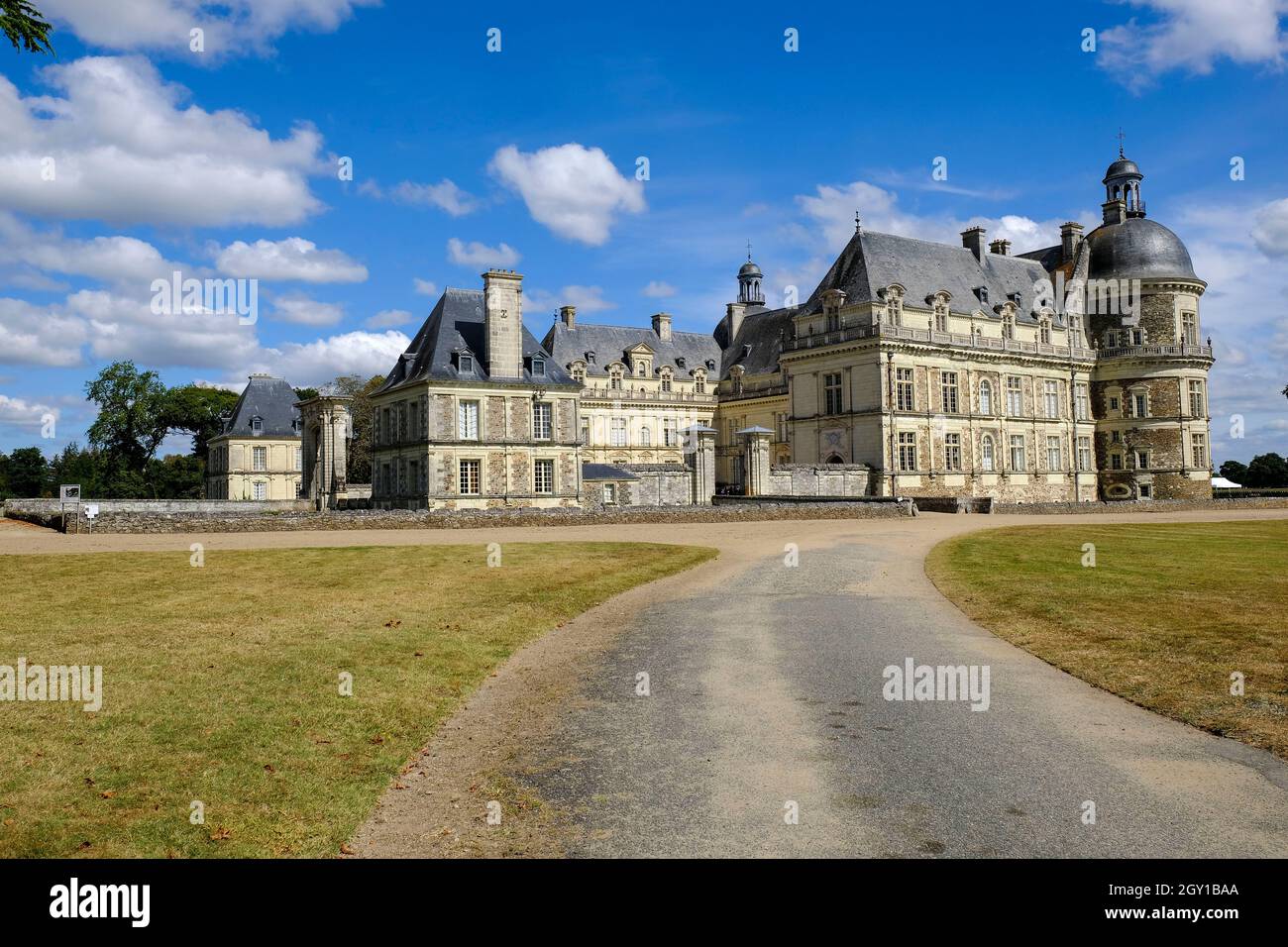 Frankreich, Saint-Florent-le-Vieil, 12.09.2021: das Chateau de Serrant in der französischen Ortschaft Saint-Georges-sur-Loire im Département Maine-et- Stock Photo