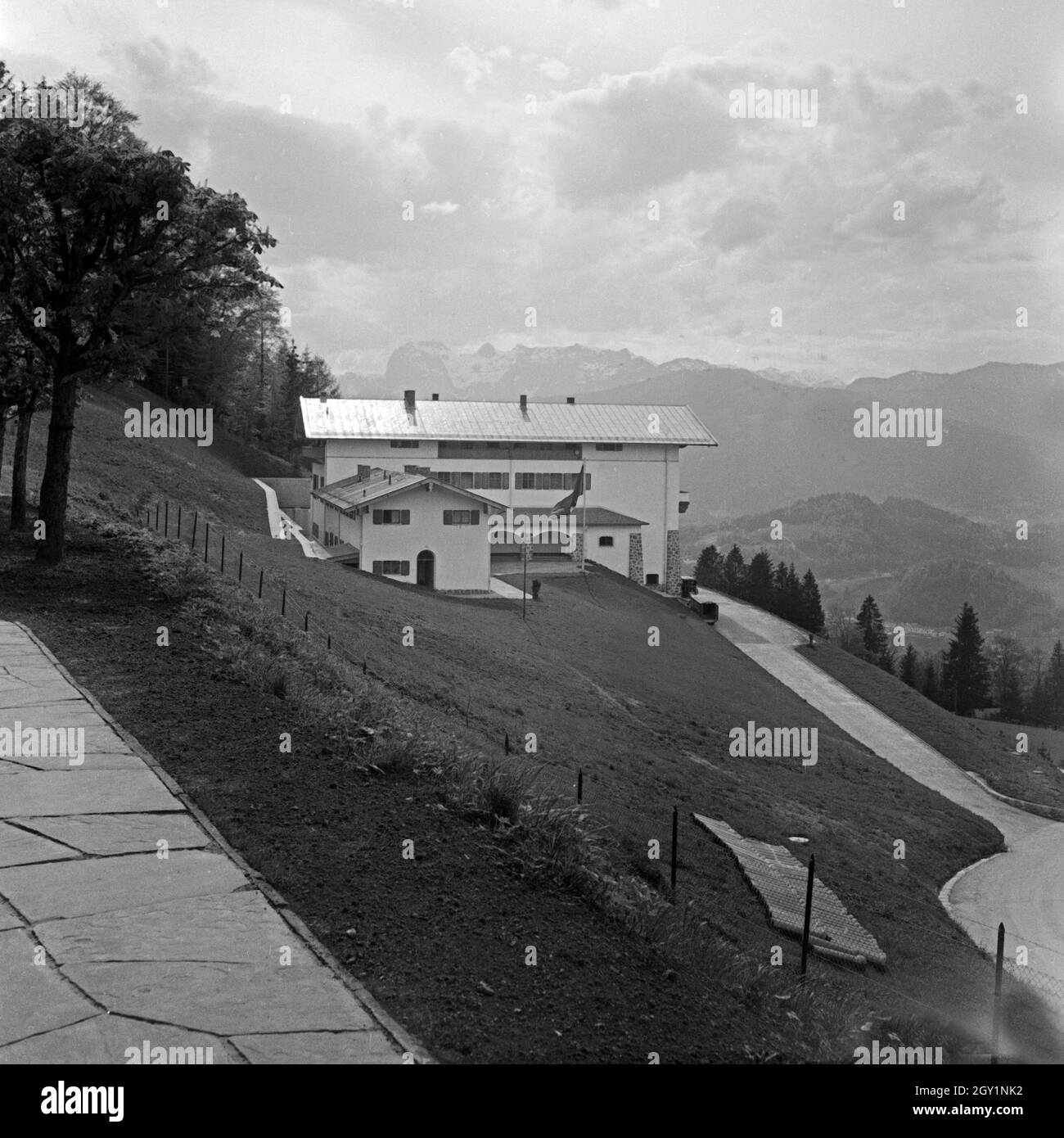 Der Berghof, das Landhaus von Adolf Hitler auf dem Obersalzberg bei Berchtesgden, Deutschland 1930er Jahre. The Berghof, Adolf Hitler's residence at Obersalzberg near Berchtesgaden, Germany 1930s. Stock Photo