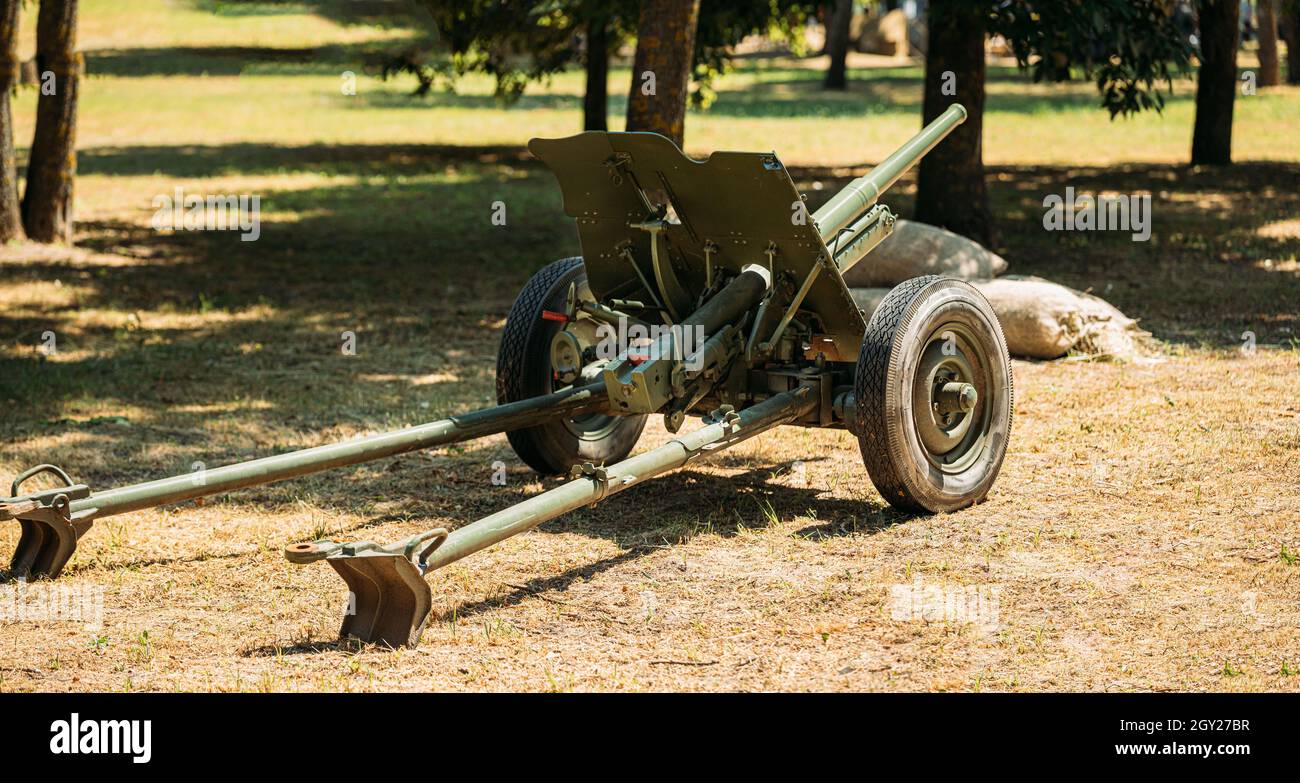 Russian Soviet 45mm Anti-tank Gun. It Was The Main Anti-tank Weapon Of Red Army Artillery Units In World War WW II. Summer Season. Stock Photo