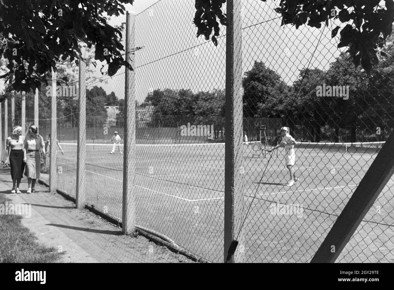 Deutsches tennis hires stock photography and images Alamy