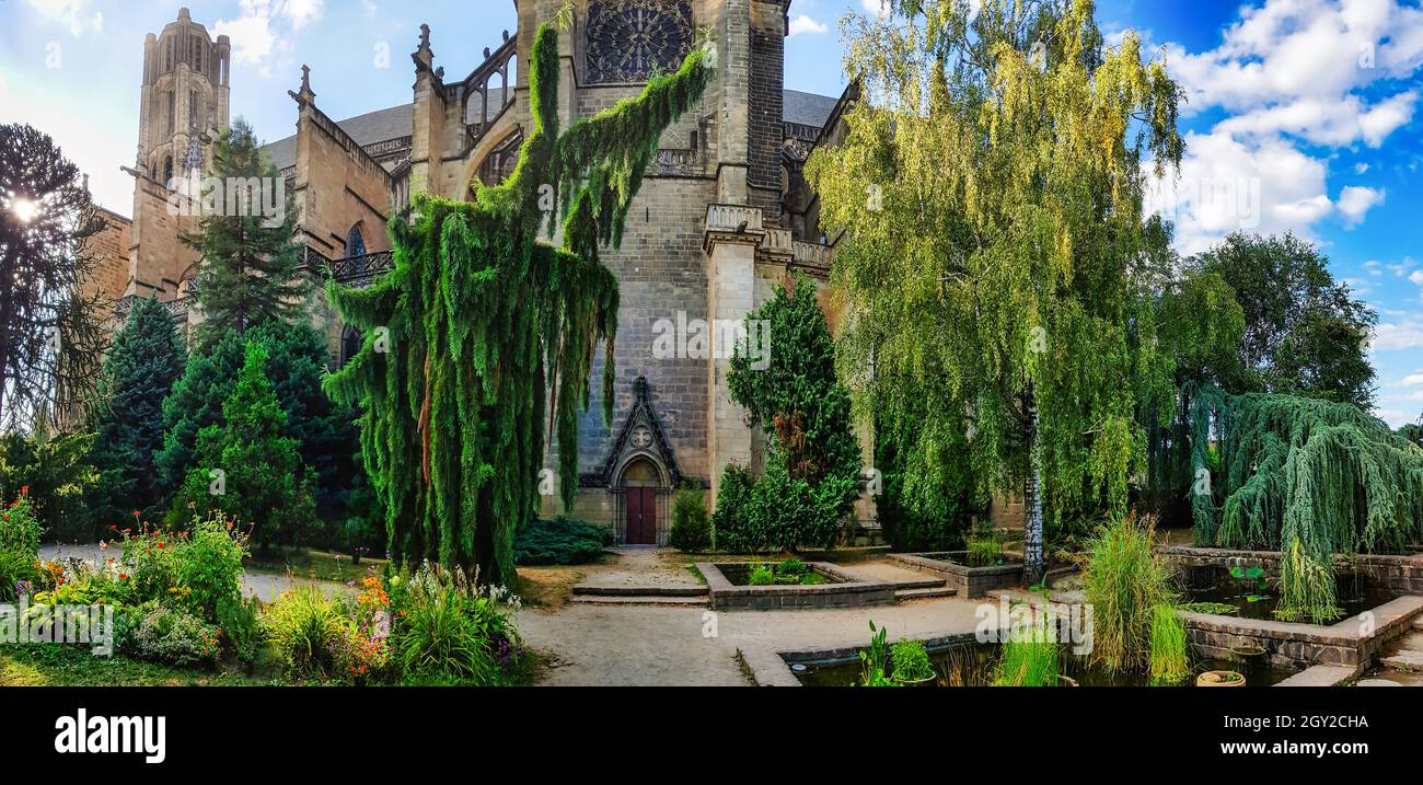 Gardens of the Gothic cathedral of Limoges, France Stock Photo Alamy