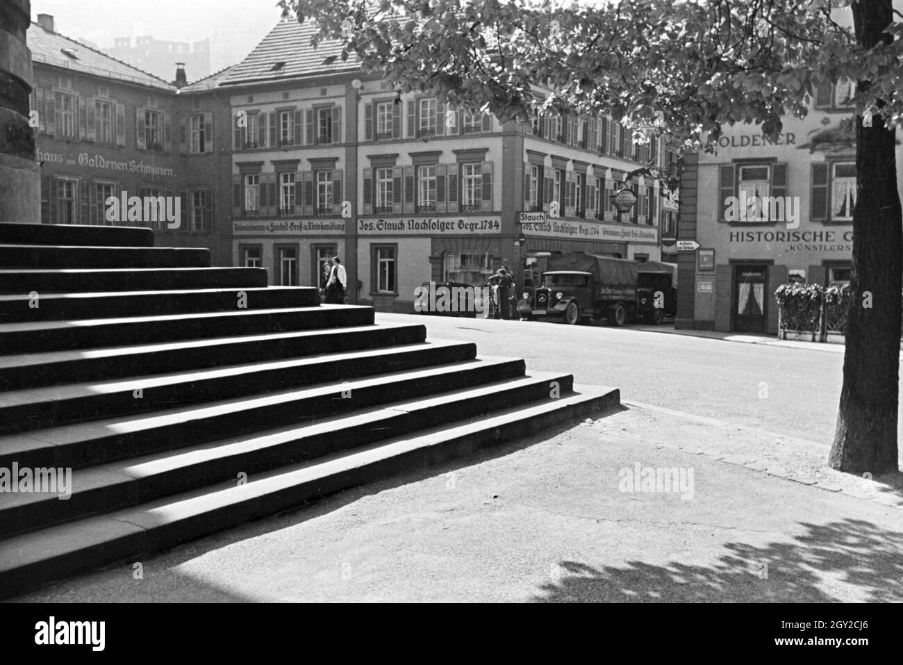Ein Ausflug nach Heidelberg, Deutsches Reich 1930er Jahre. An excursion to Heidelberg; Germany 1930s. Stock Photo