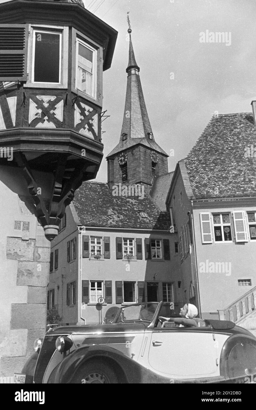 Ein Ausflug nach Deidesheim in der Pfalz, Deutsches Reich 1930er Jahre. An excursion to Deidesheim in the Palatinate; Germany 1930s. Stock Photo