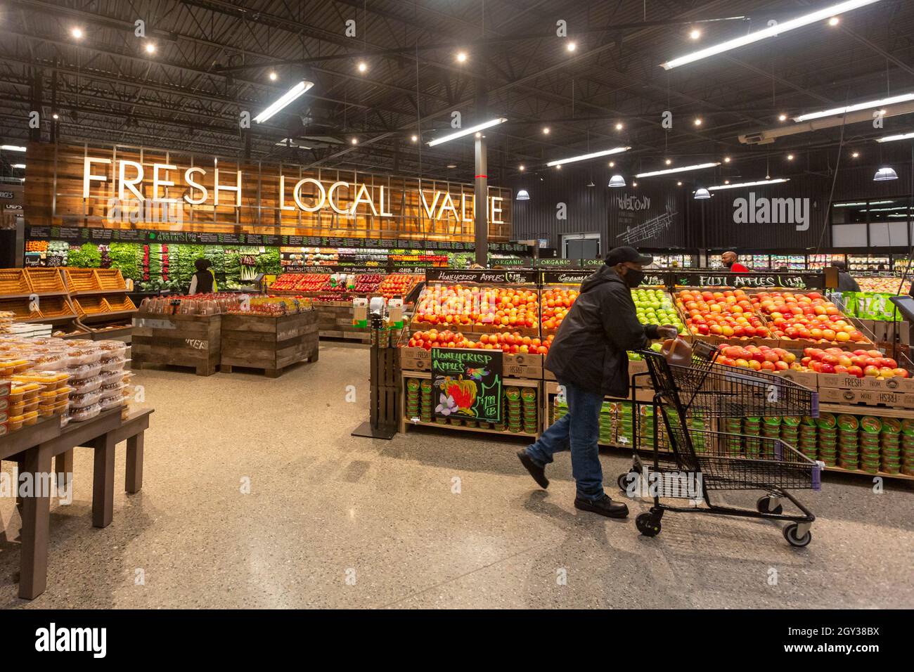 Detroit, Michigan Rivertown Market, a smallerformat supermarket