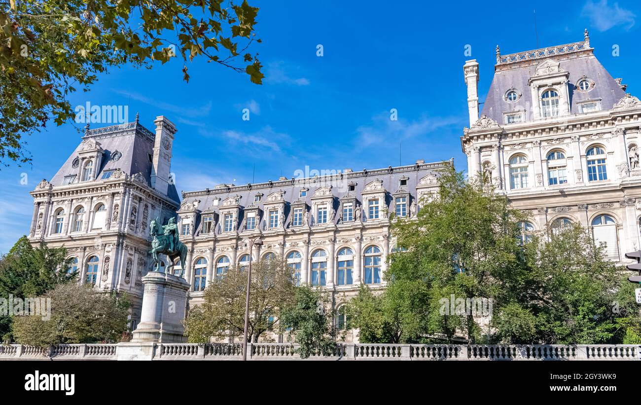 Paris, the facade of the Hotel de Ville, city hall of the French ...