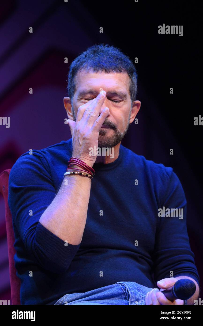 Actors manuel bandera hires stock photography and images Alamy