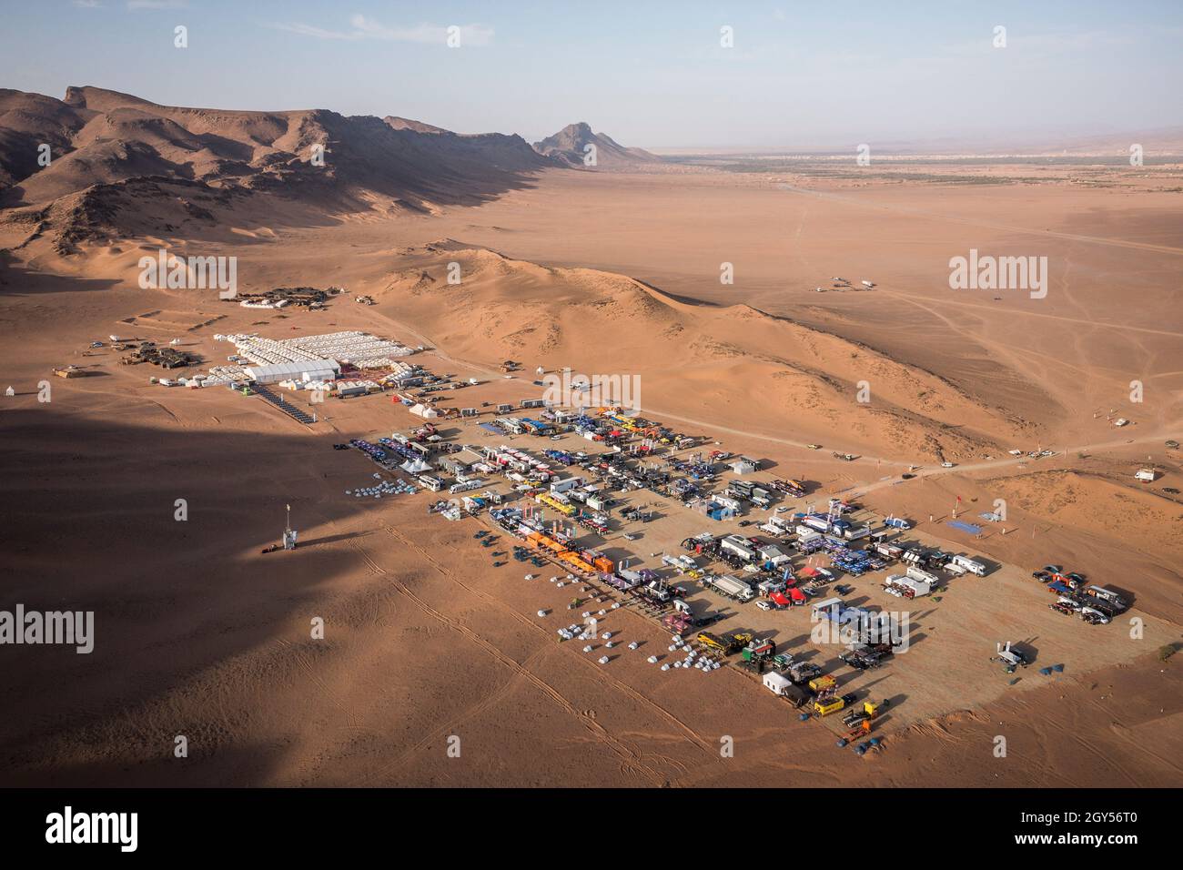 Bivouac Zagora Ambiance Landscape Paysage During The Rallye Du Maroc 21 From October 8 To 13 21 In Zagora Morocco Photo Frederic Le Floc H Dppi Stock Photo Alamy