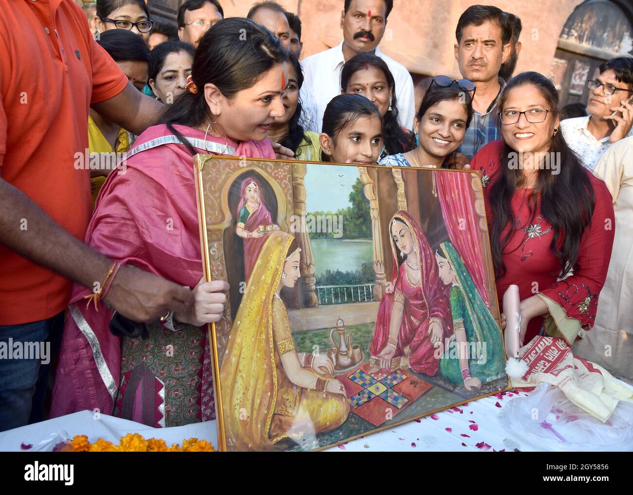BJP MLA Royal family of Bikaner Siddhi Kumari with BJP party workers celebrating birthday in