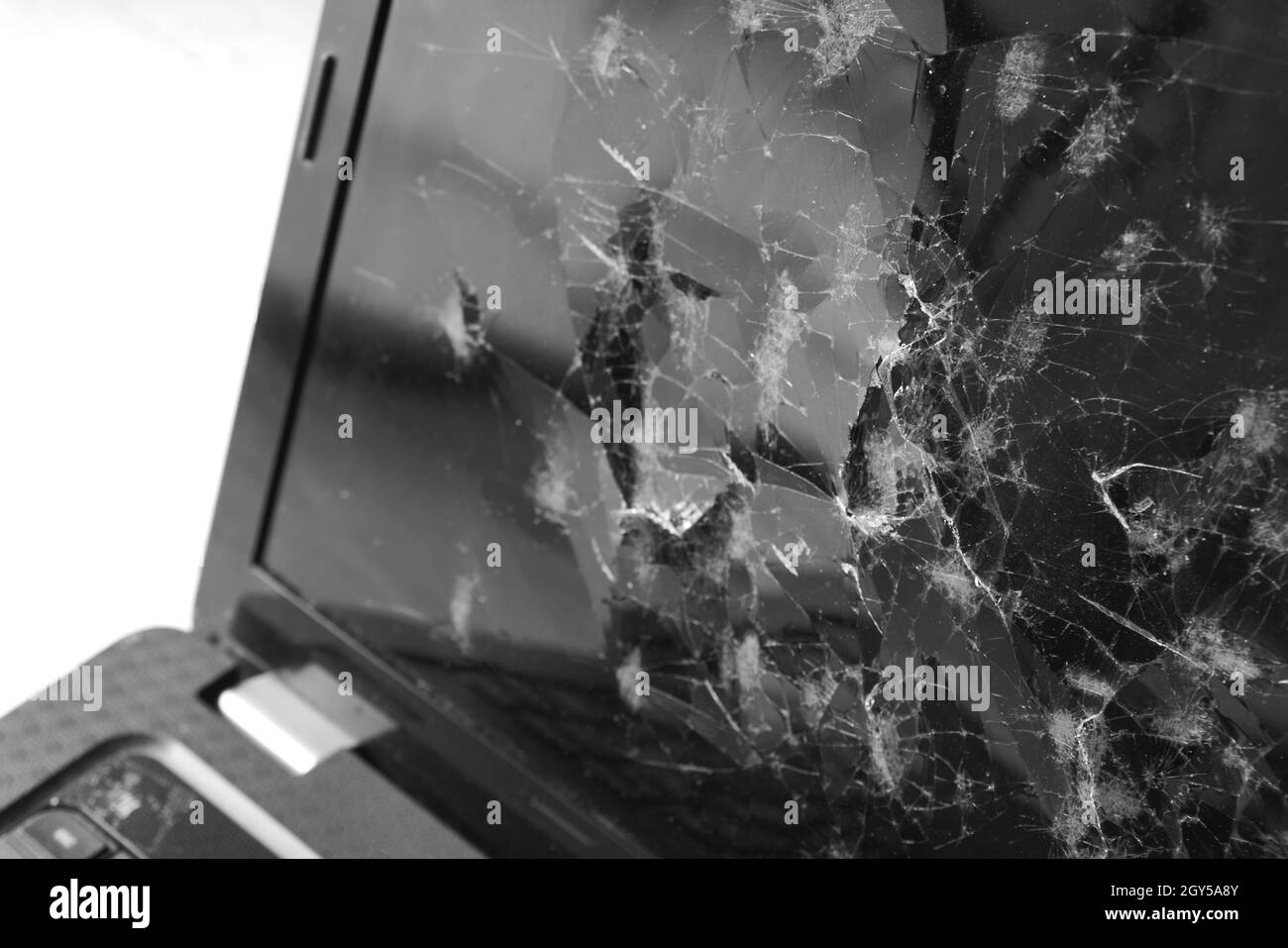 broken laptop screen on table close up Stock Photo Alamy