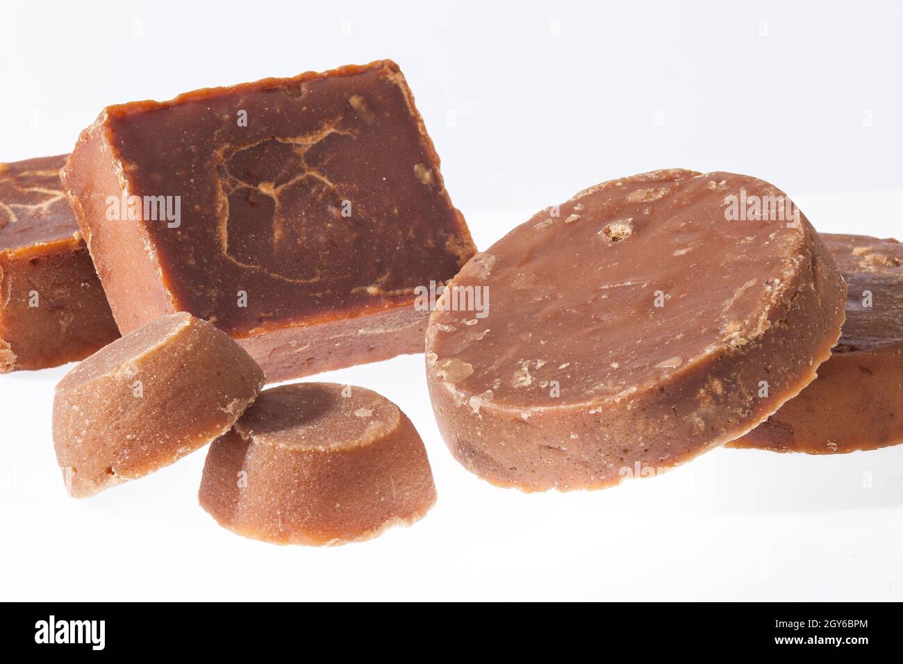 difference between gula merah and molasses Karina Davis