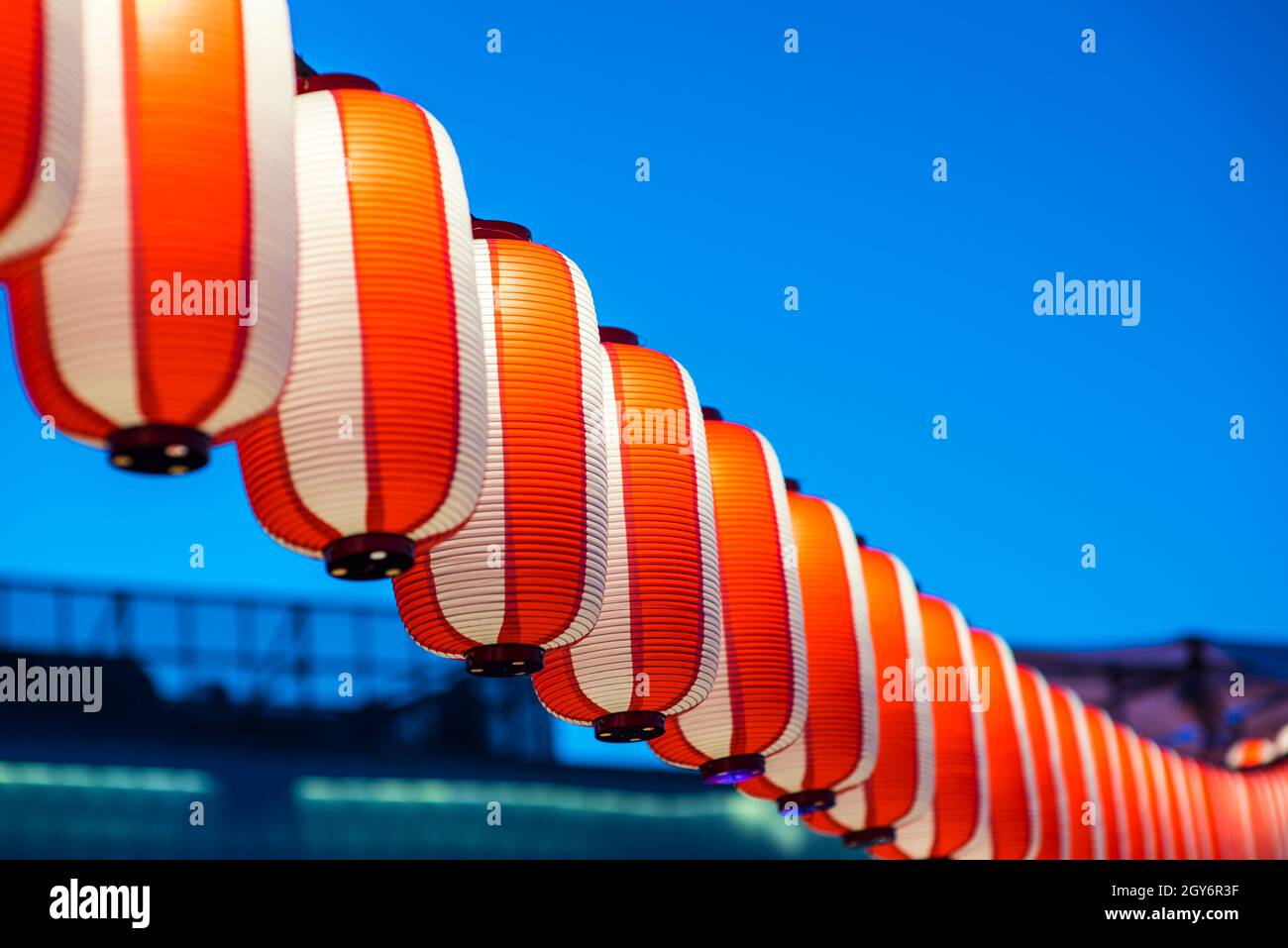 Traditional Japanese lantern Stock Photo Alamy