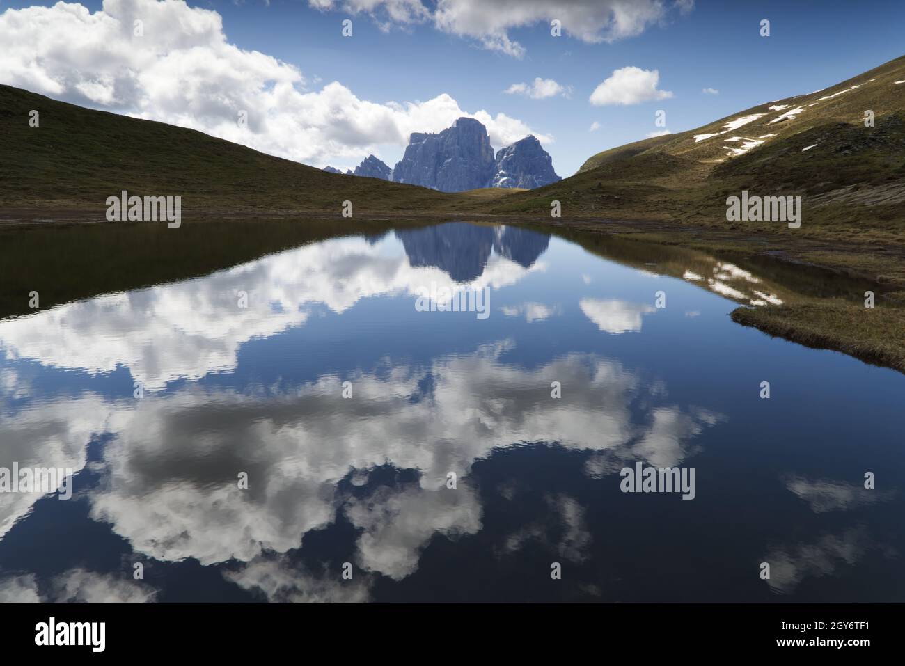 Lago baste hi-res stock photography and images - Alamy
